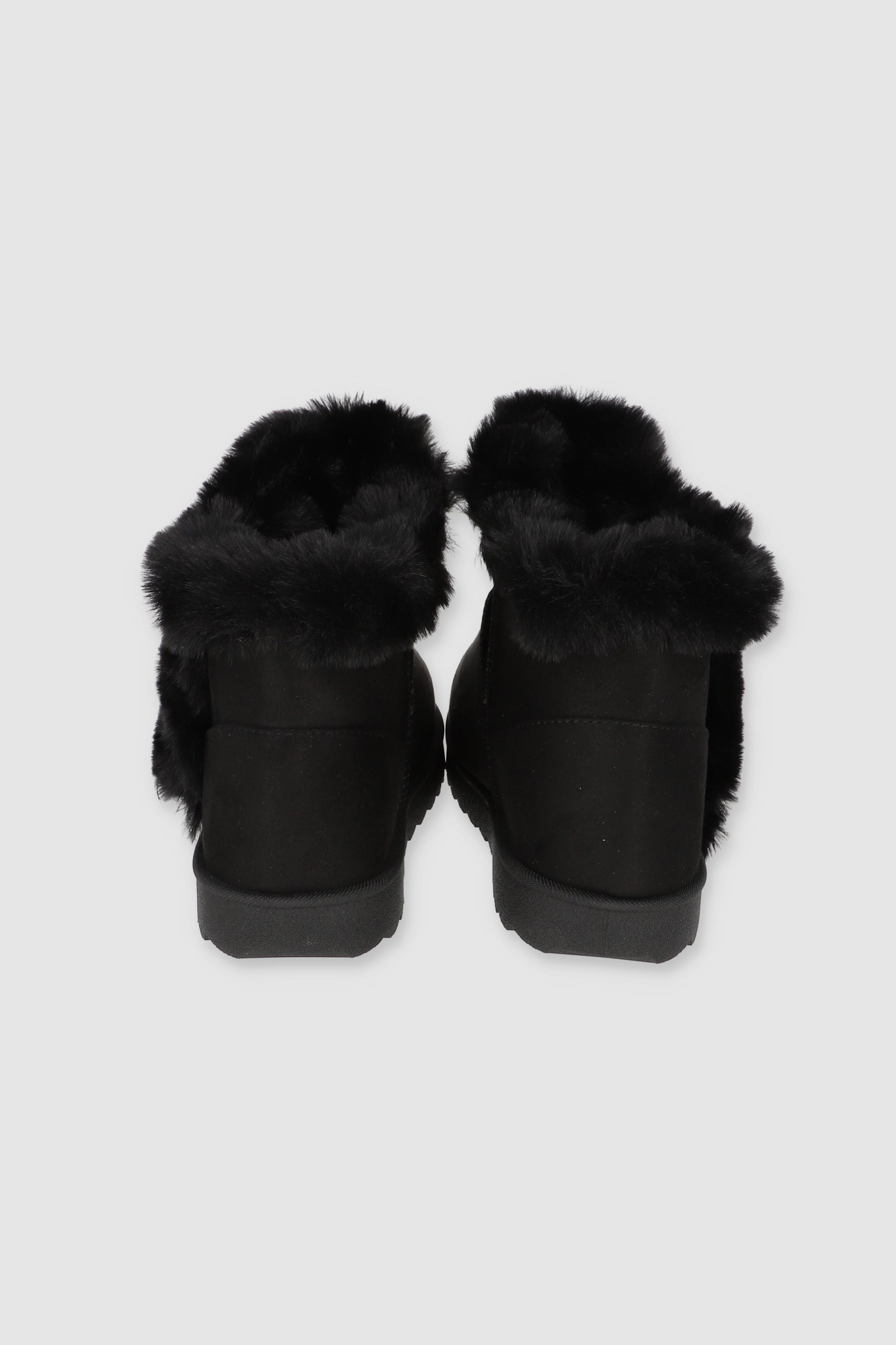 Bota peluche fluffy NEGRO