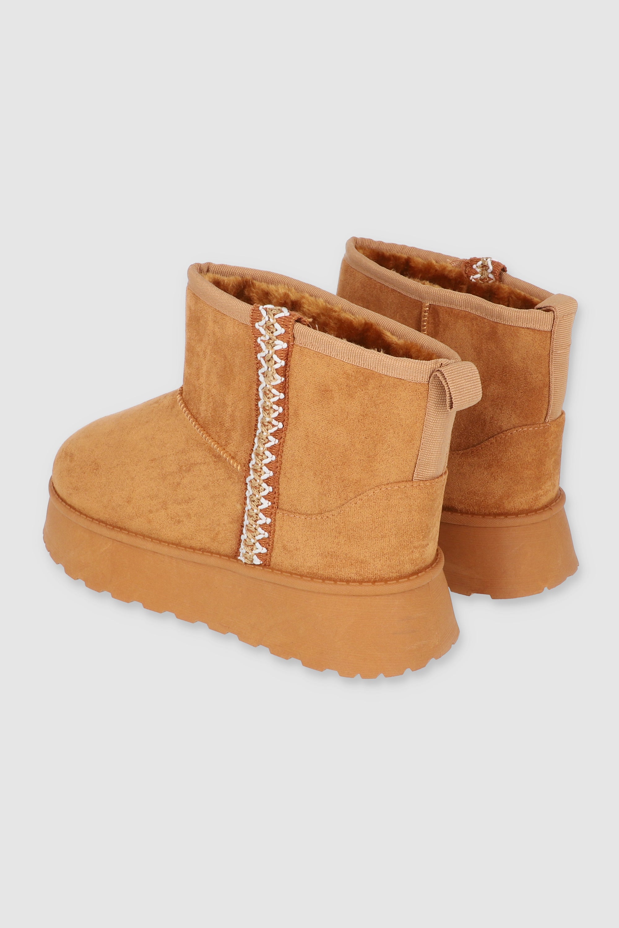 Bota peluche plataforma franja CAMELLO