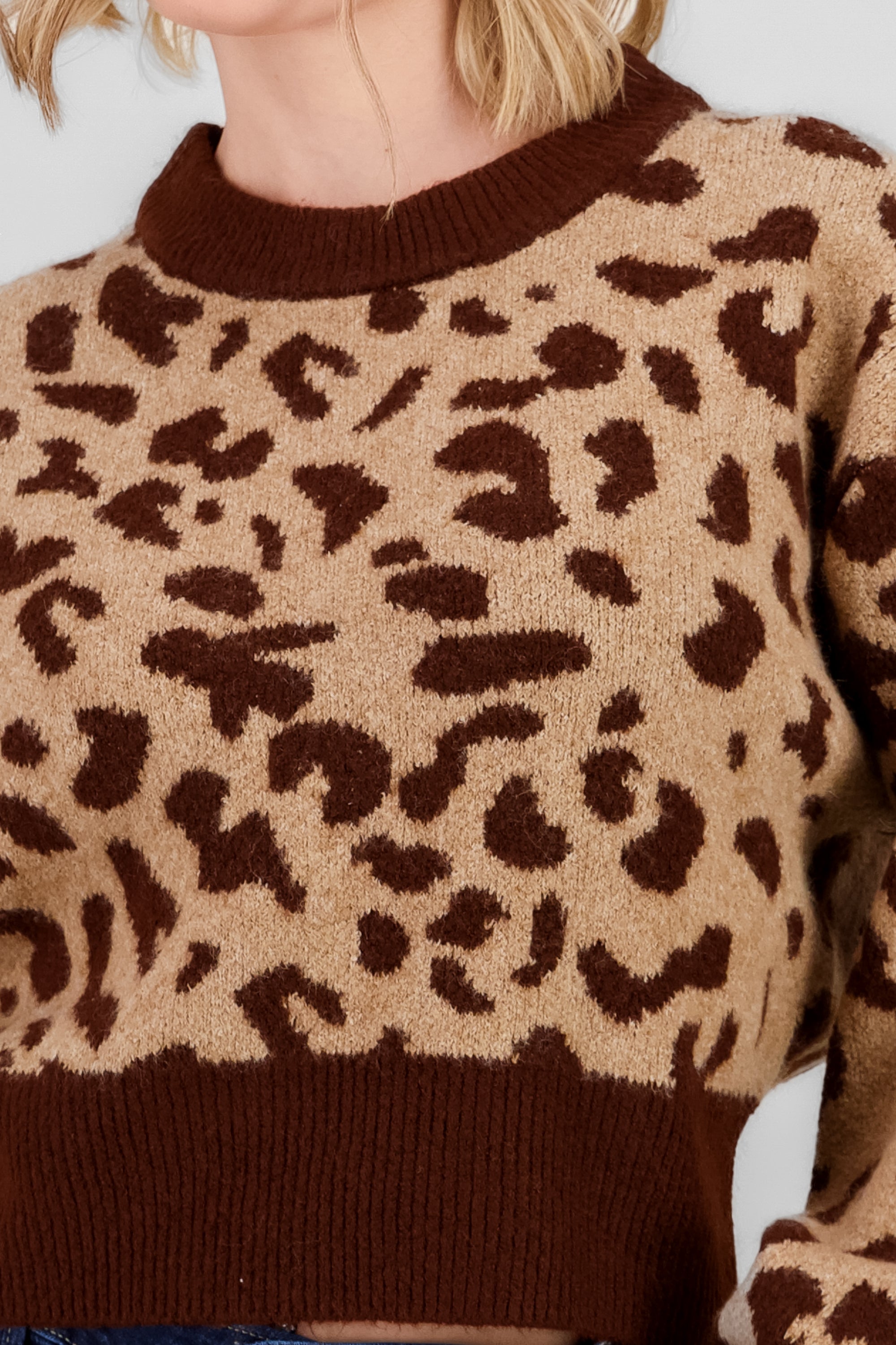 Sueter suave de animal print CAFE COMBO