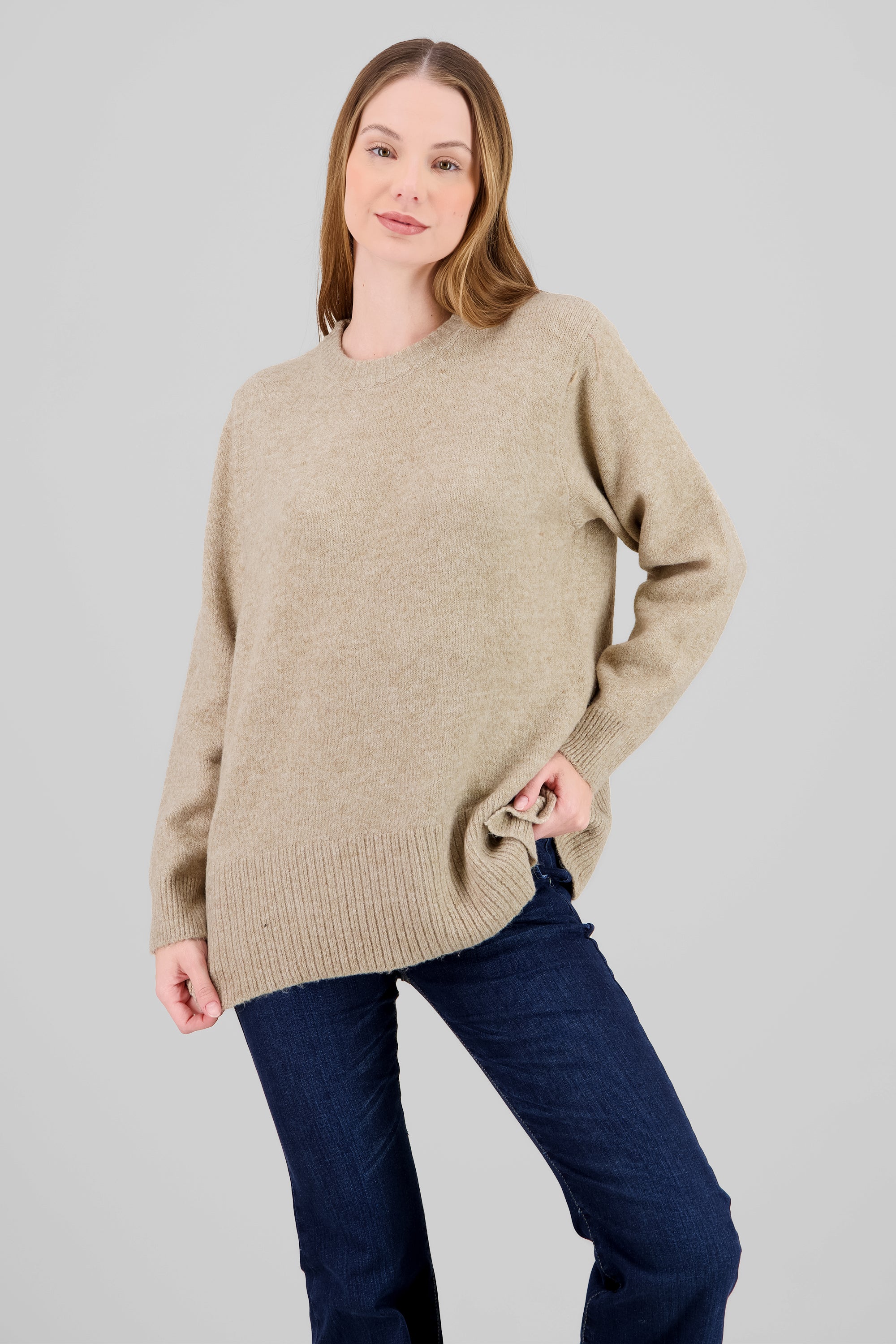 Sueter cuello redondo oversized liso TAUPE