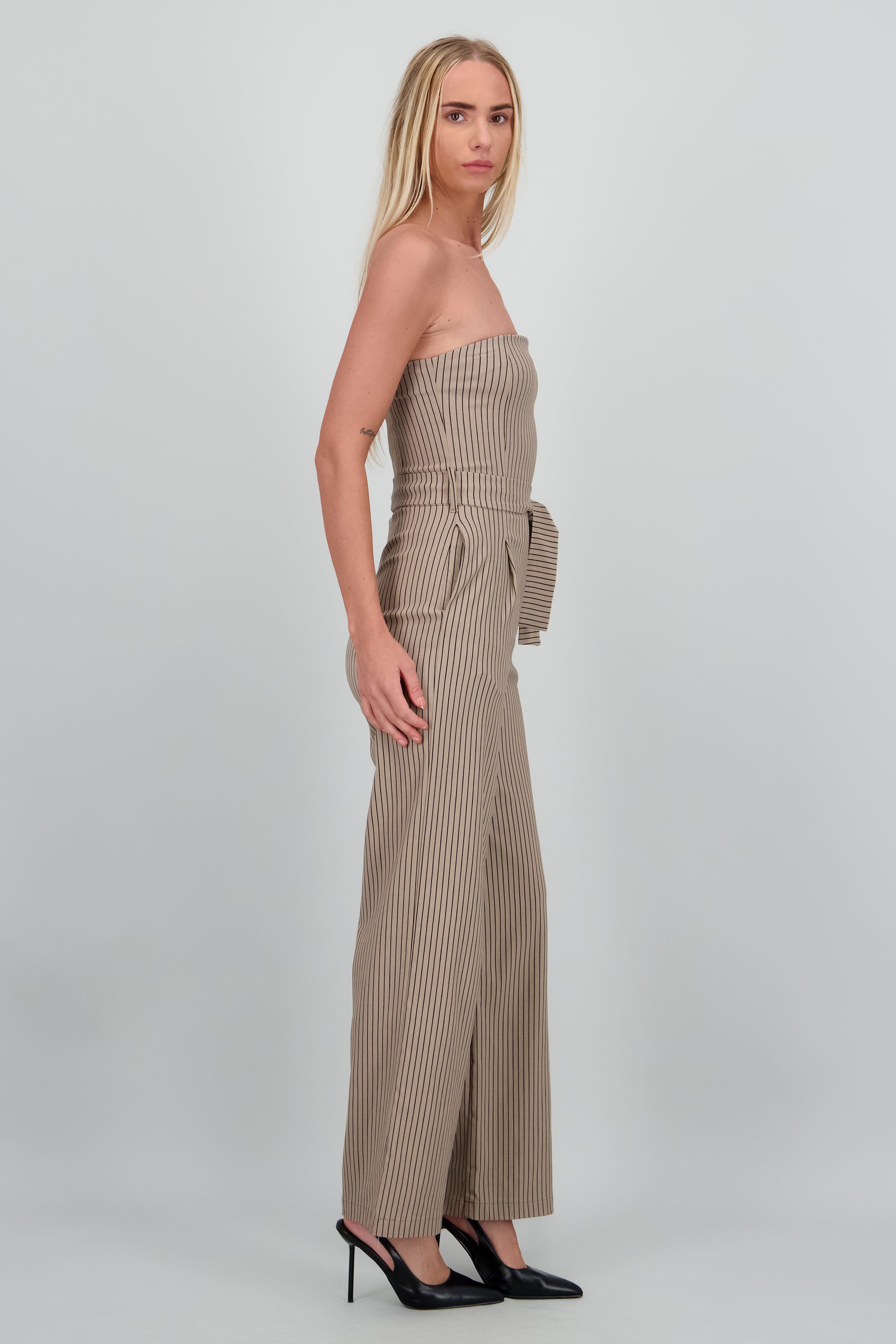 Jumpsuit strapples rayas detalle laso ARENA