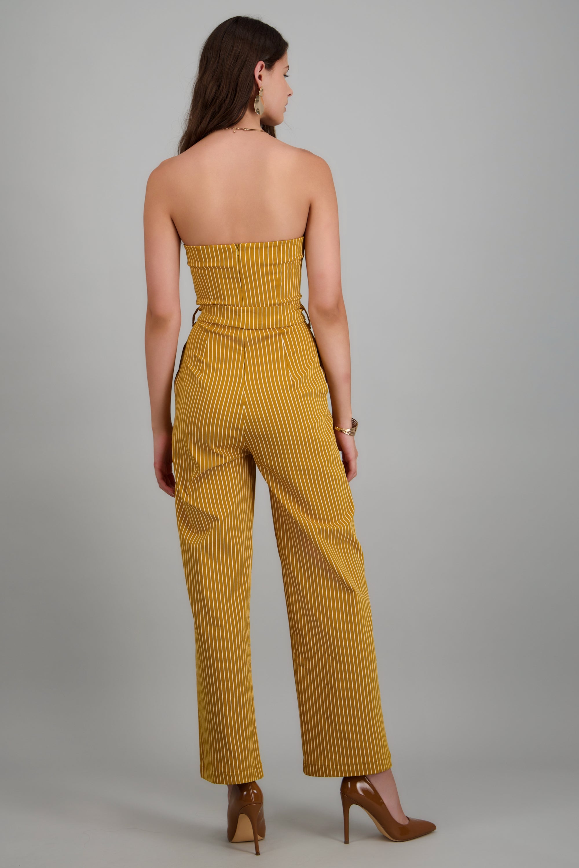 Jumpsuit strapless rayas detalle laso MOSTAZA OBSCURO