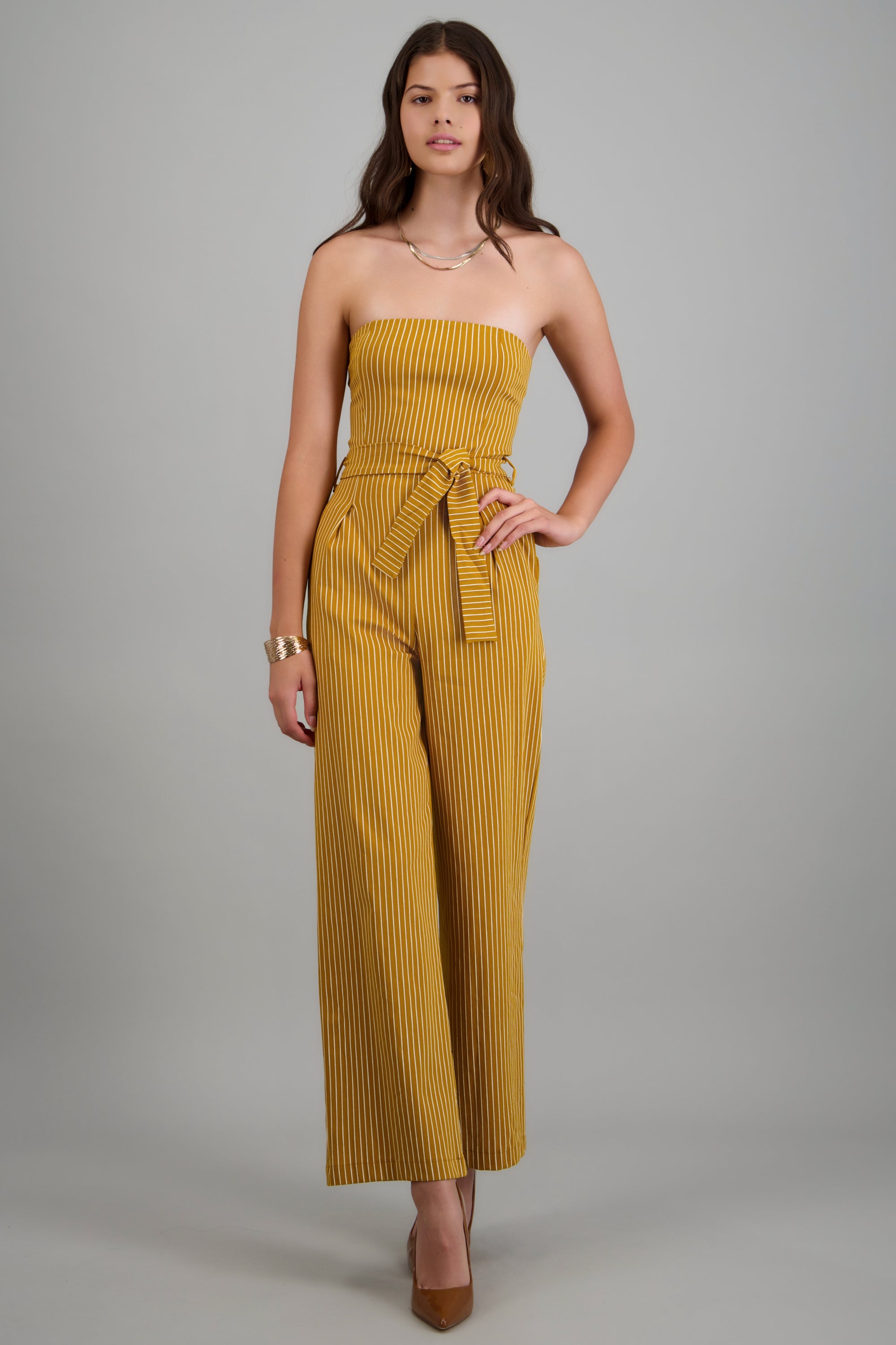 Jumpsuit strapless rayas detalle laso MOSTAZA OBSCURO