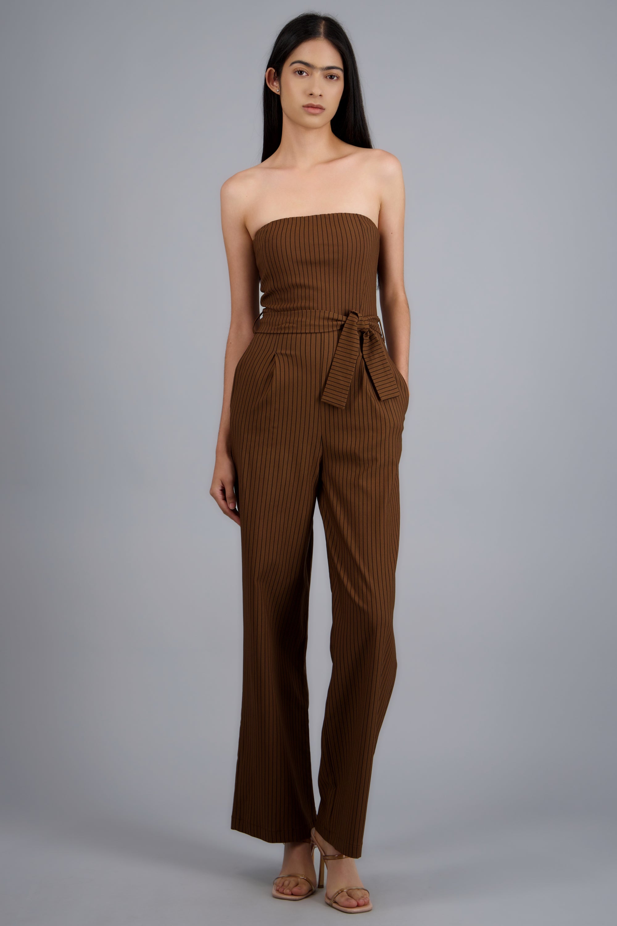 DARK BROWN