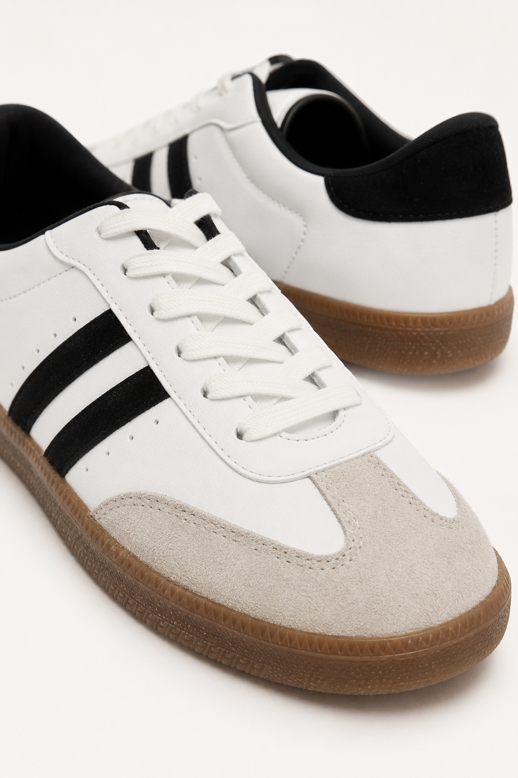 Tenis Dos Líneas Punta Durazno NEGRO