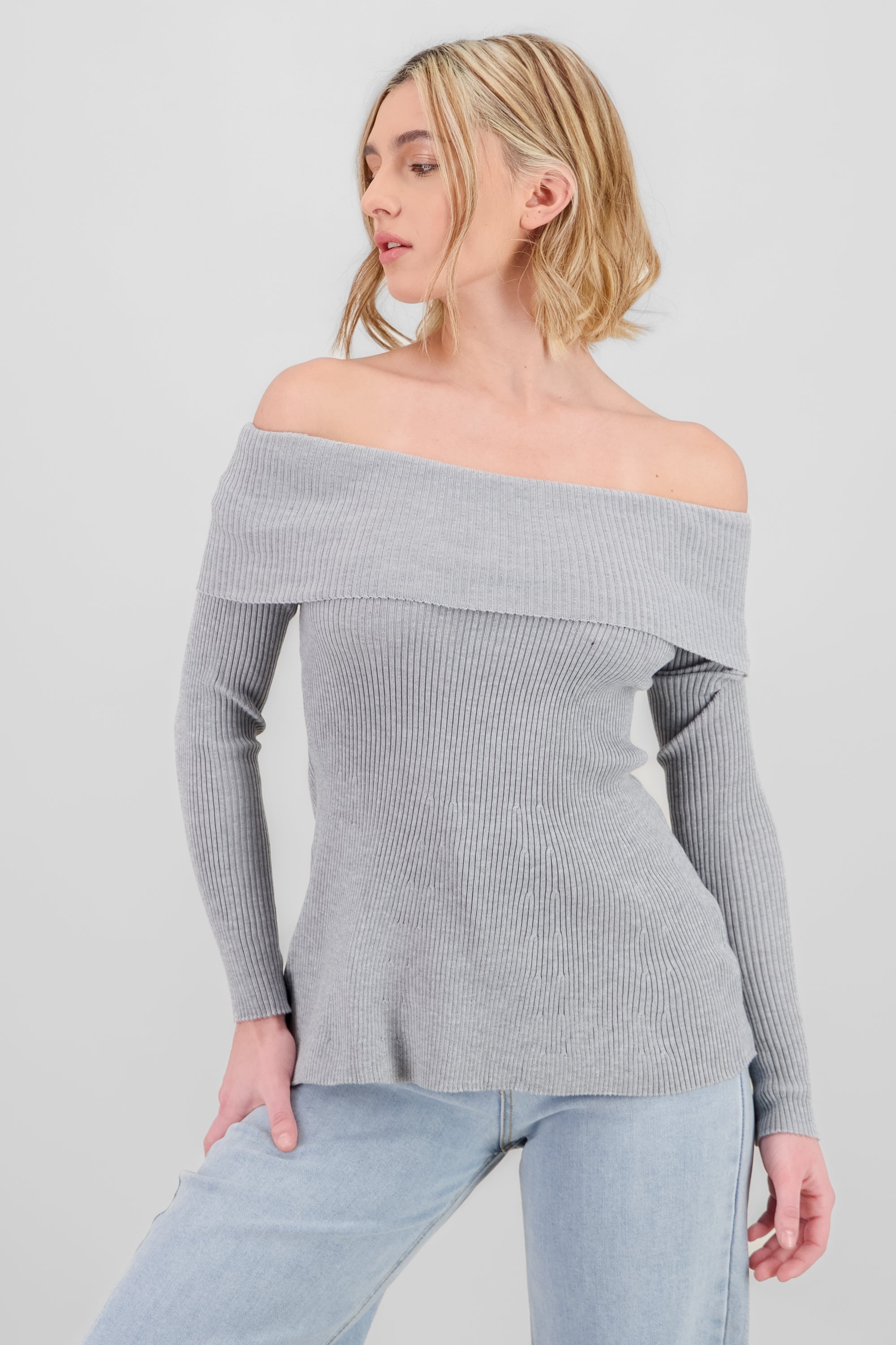 HEATHER GRAY
