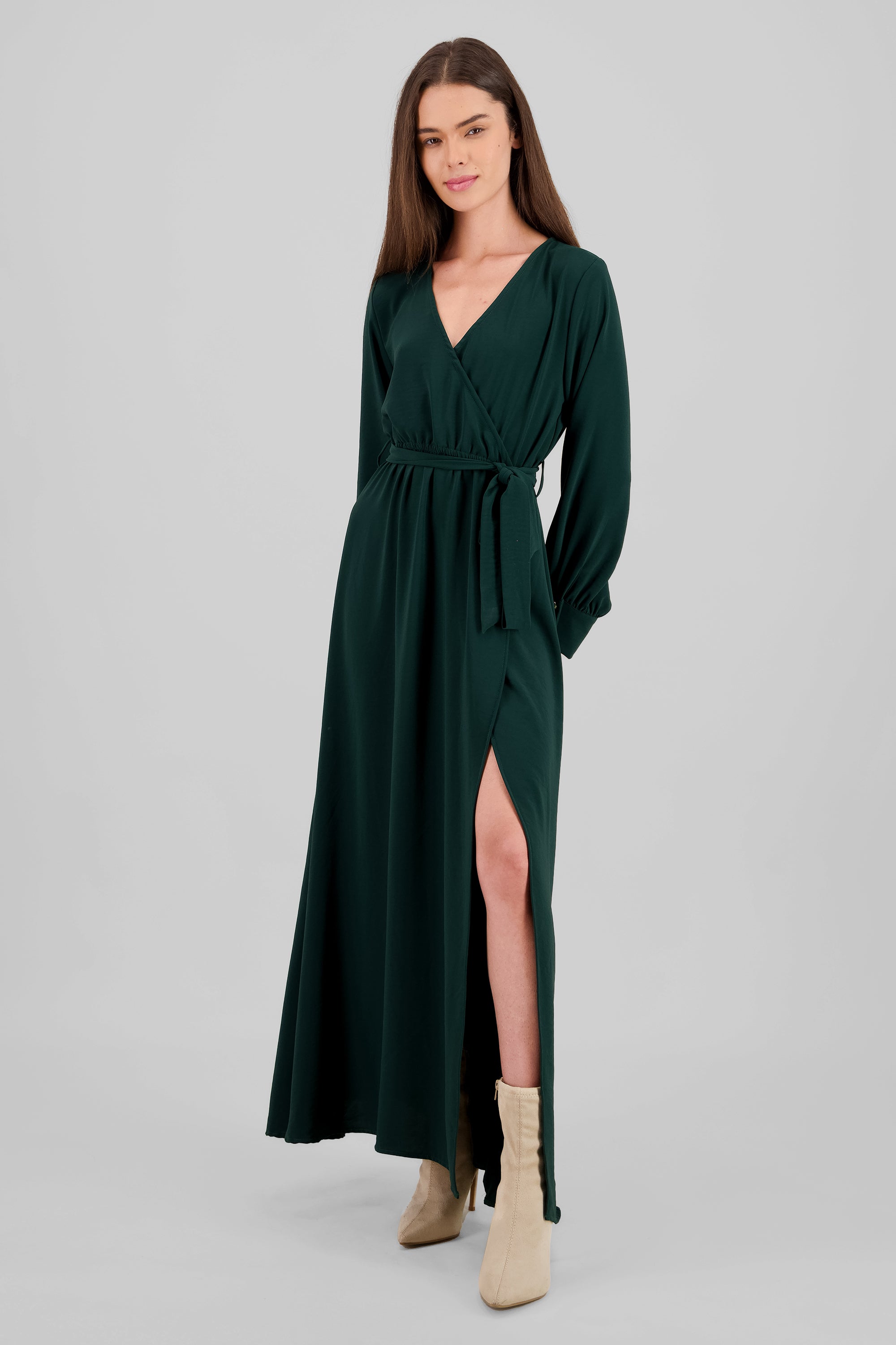 Vestido maxi manga larga con cinta escote v VERDE CAZADOR