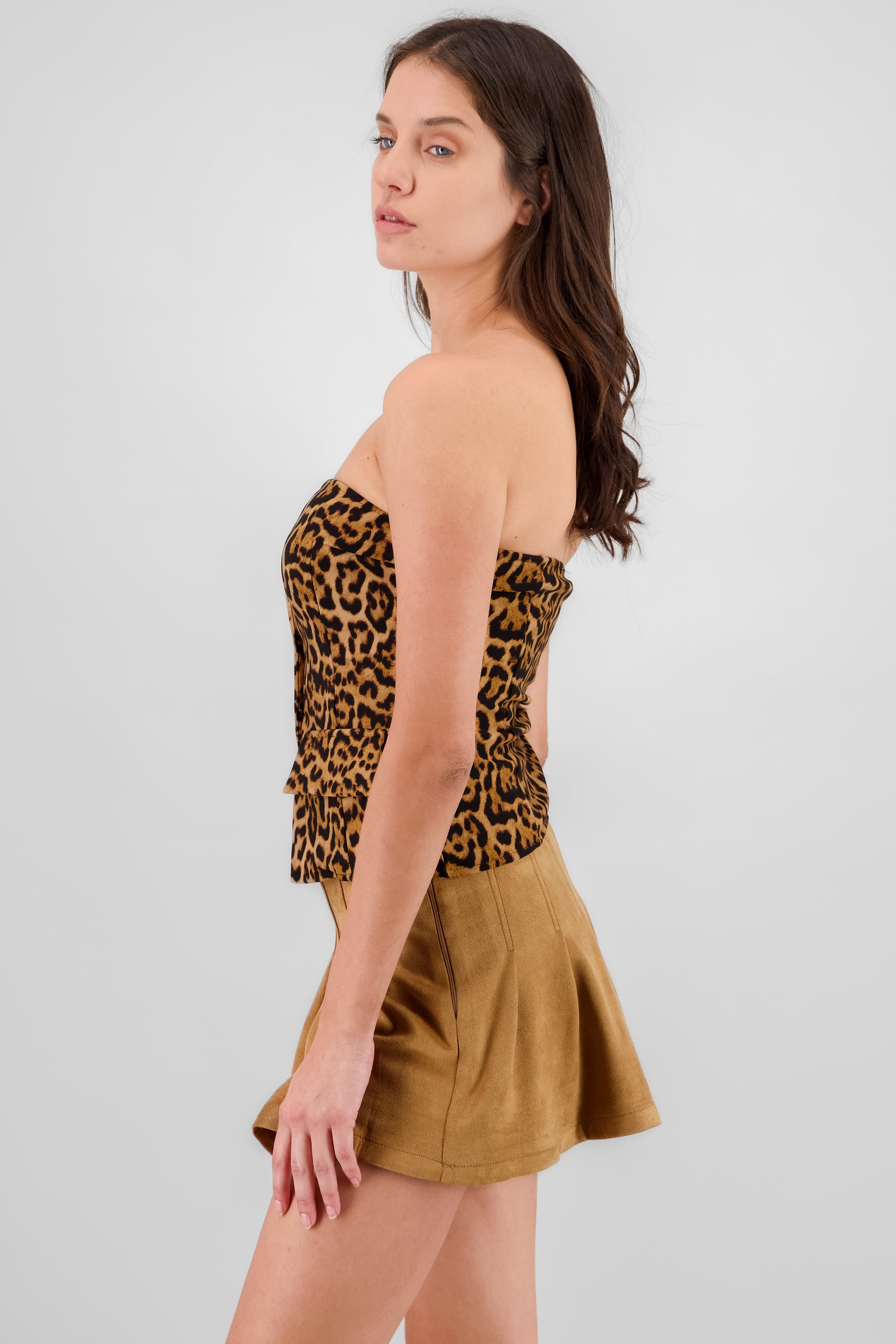 Top strapless con botones animal print leopardo CAFE COMBO