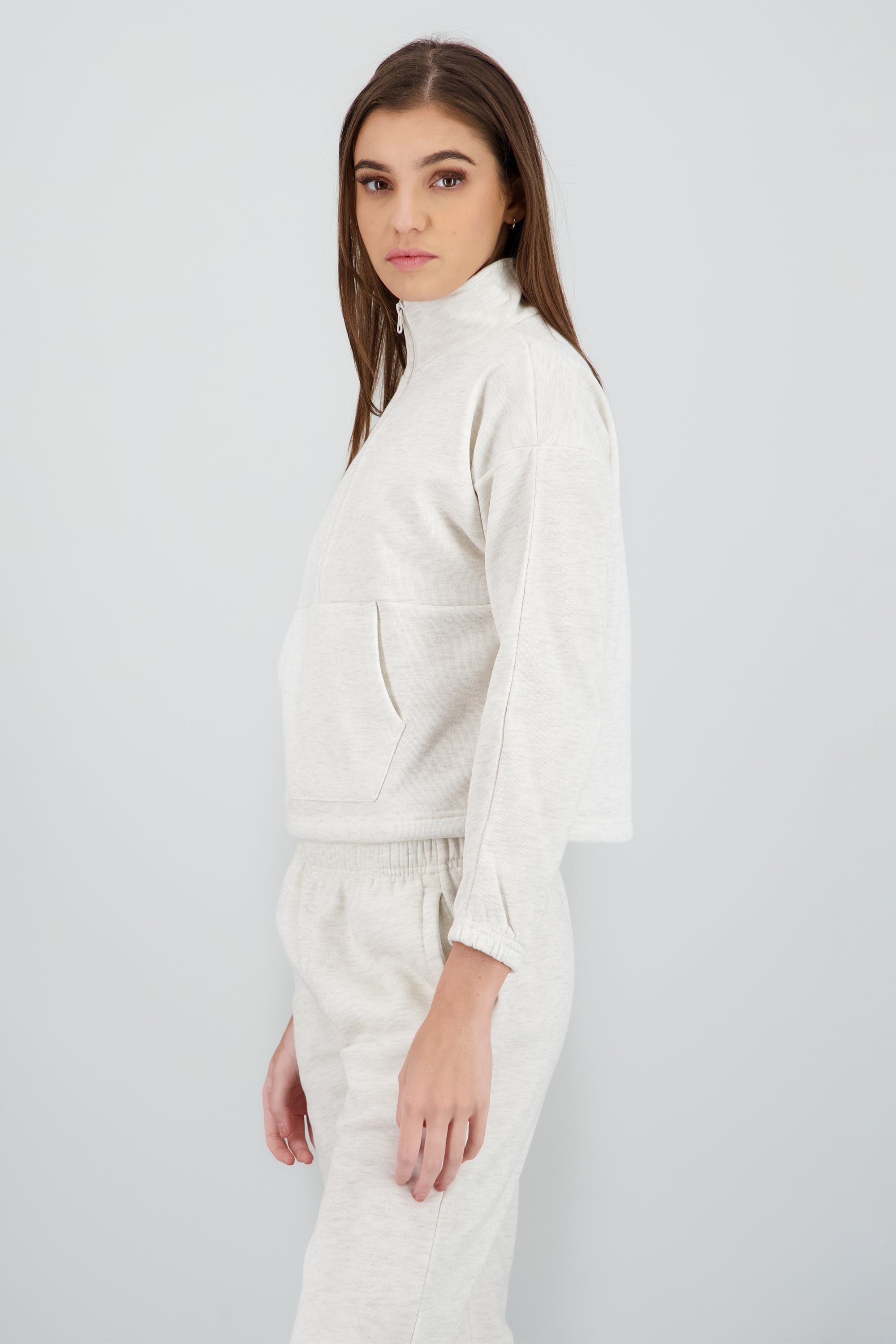 Sudadera con bolsa y cierre liso ARENA