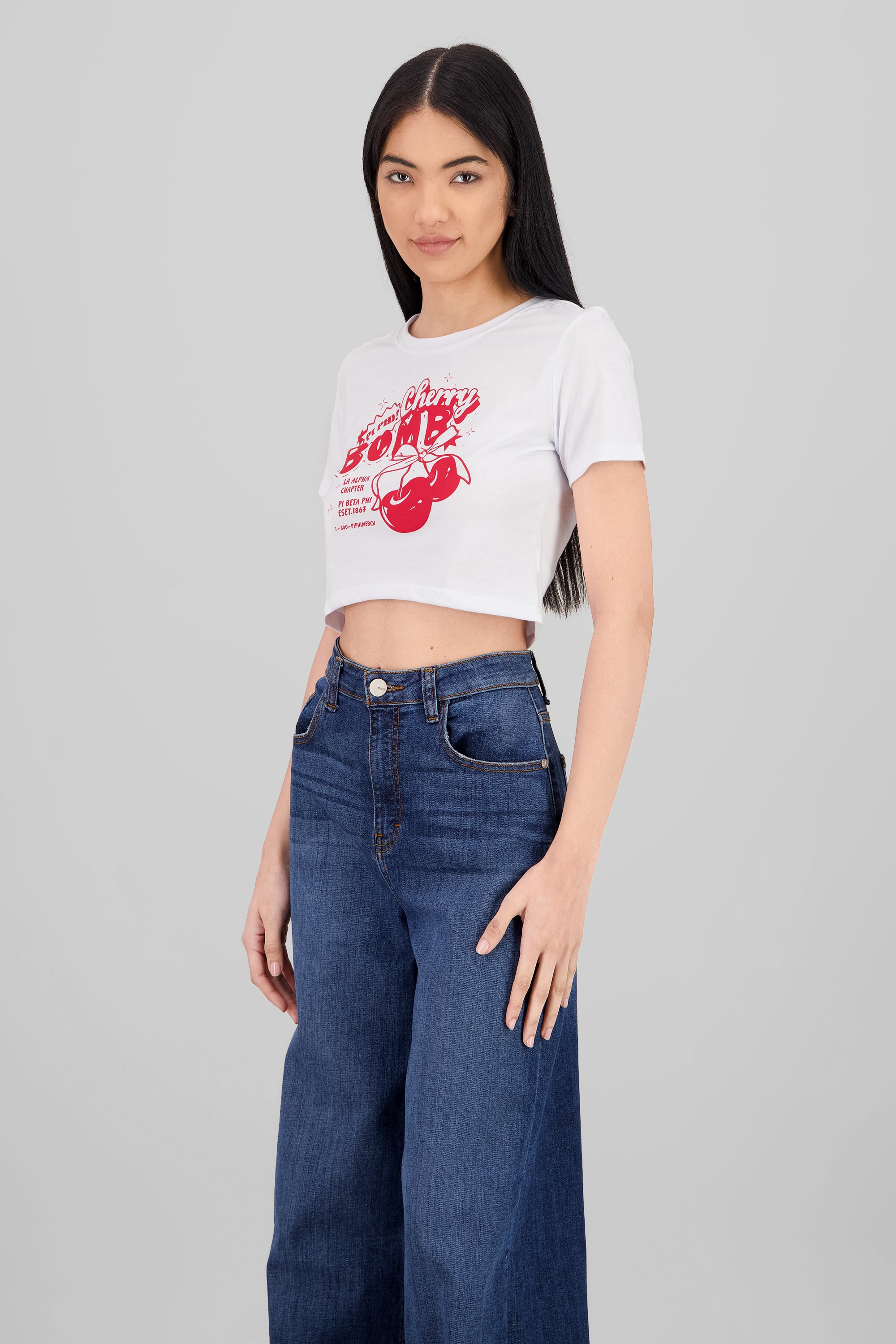 Playera crop cherry bomb BLANCO