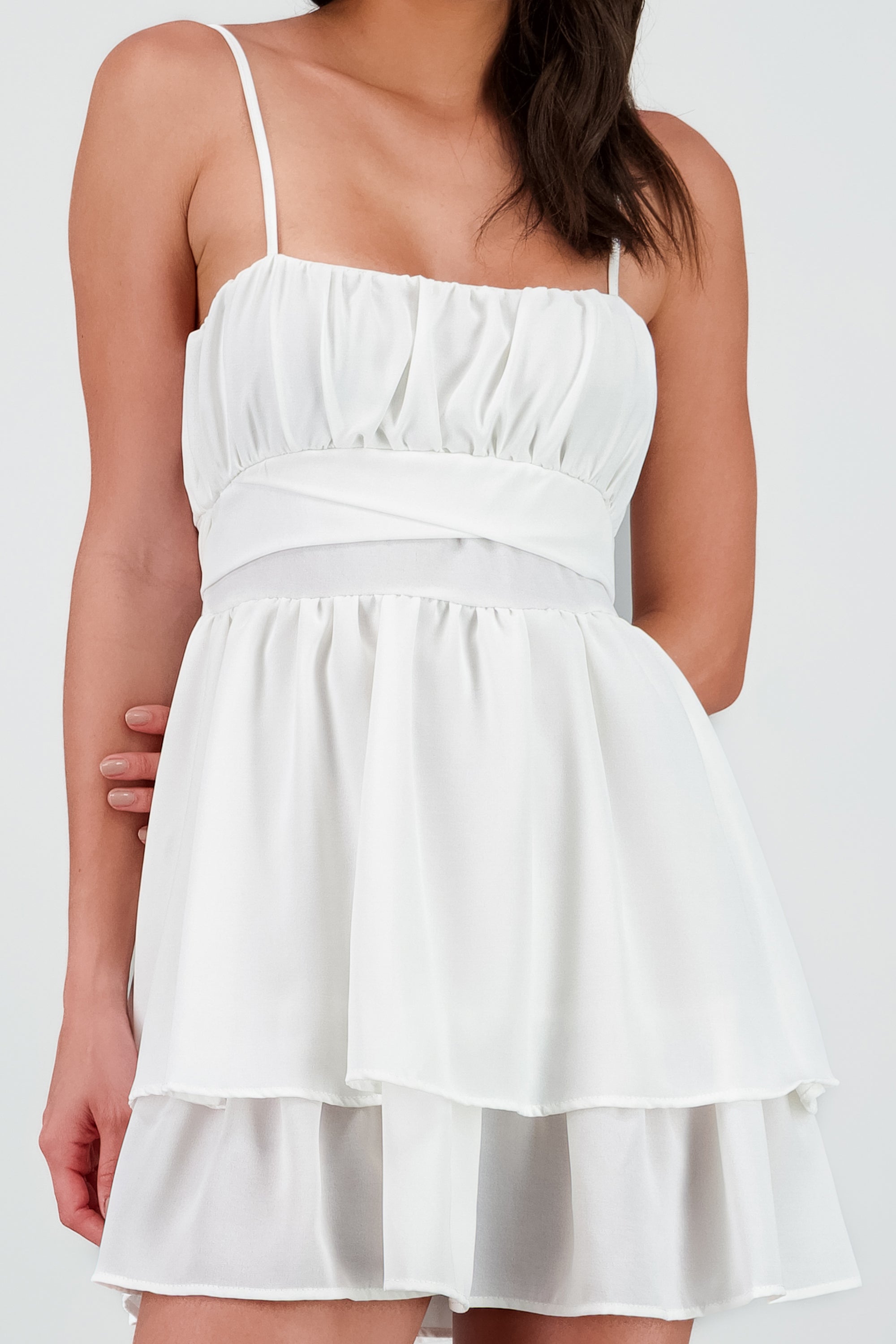 Vestido con escote cuadrado de olanes liso BLANCO