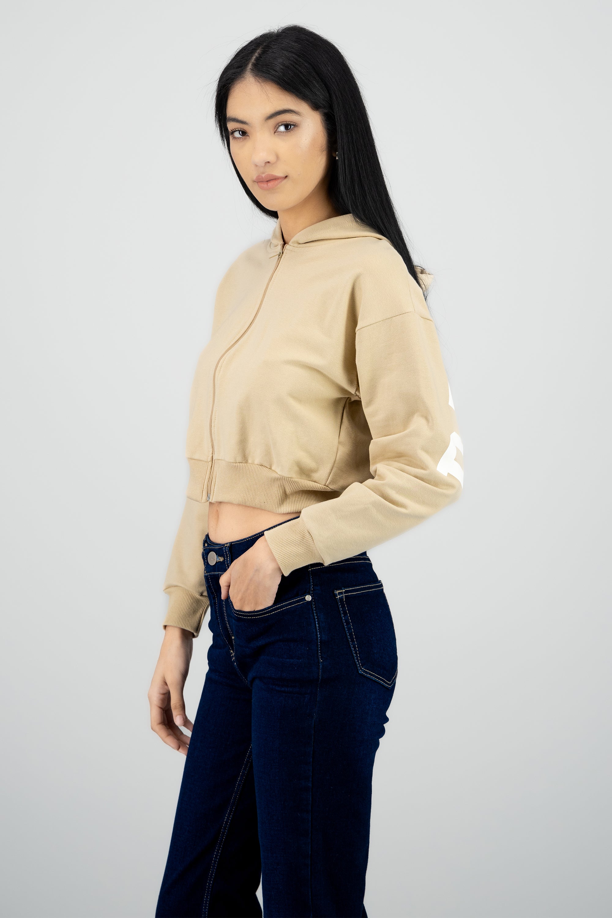 Sudadera crop cierre estampado espalda BEIGE