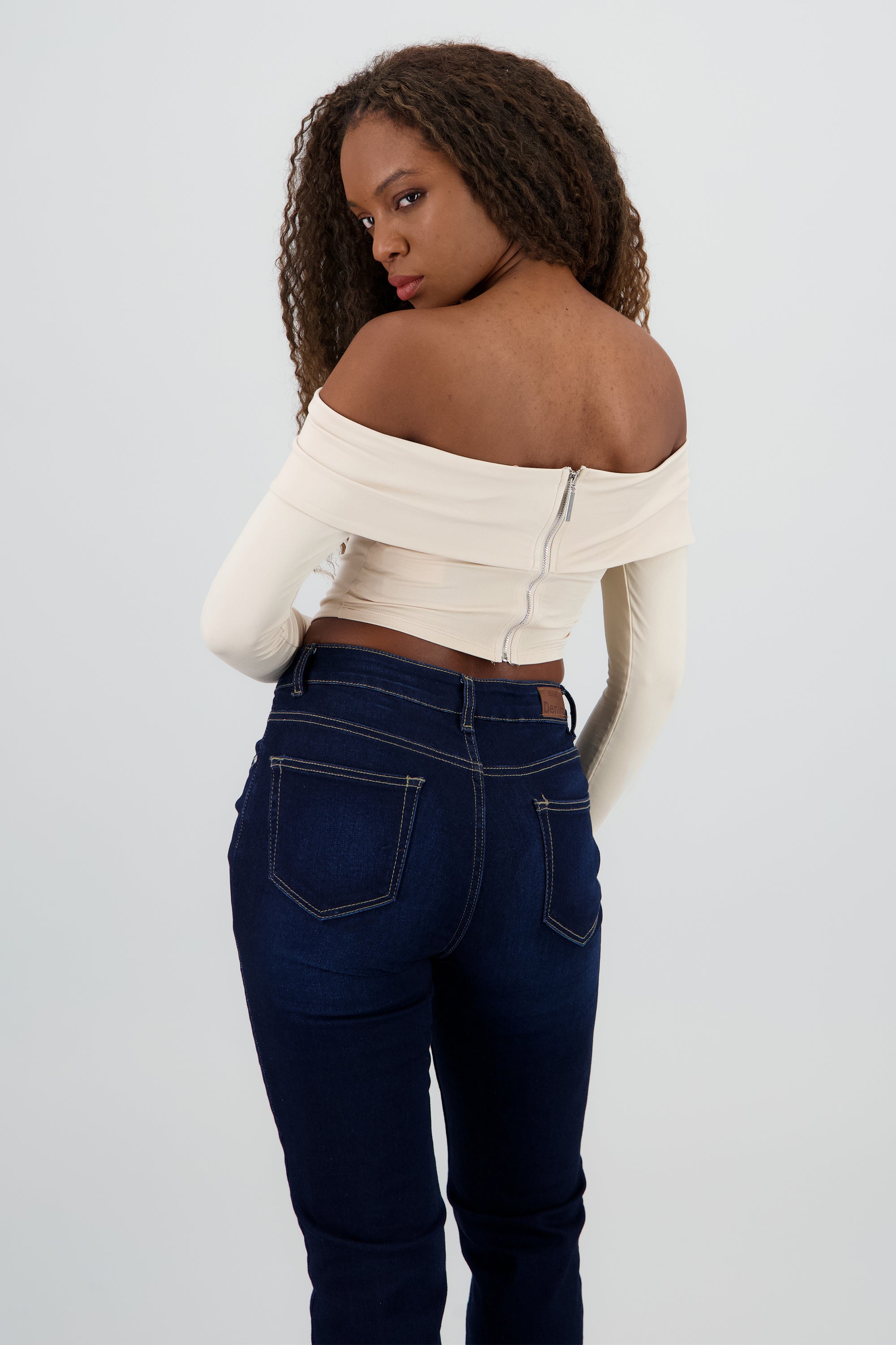 Top off shoulder con varillas BEIGE
