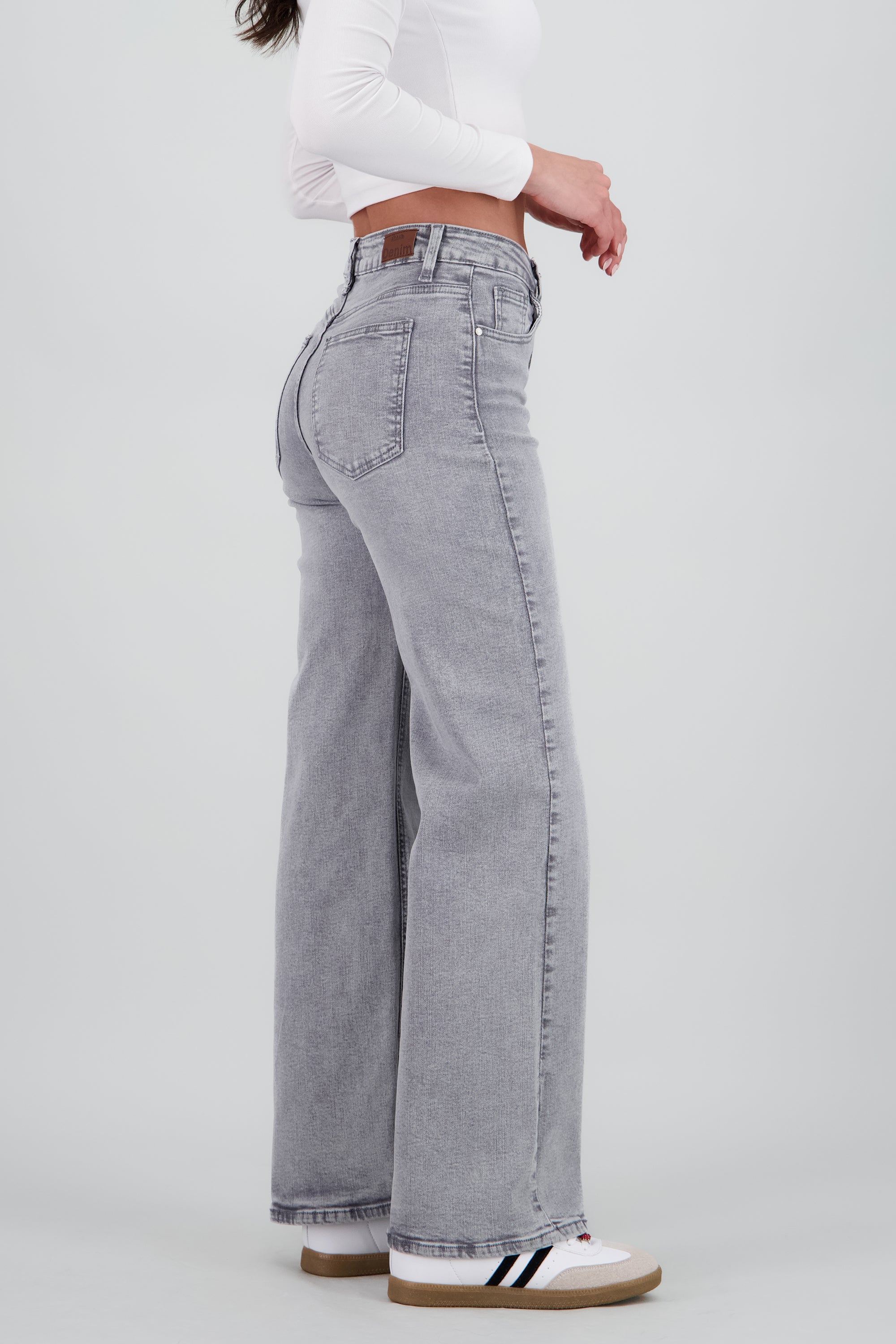LIGHT GRAY
