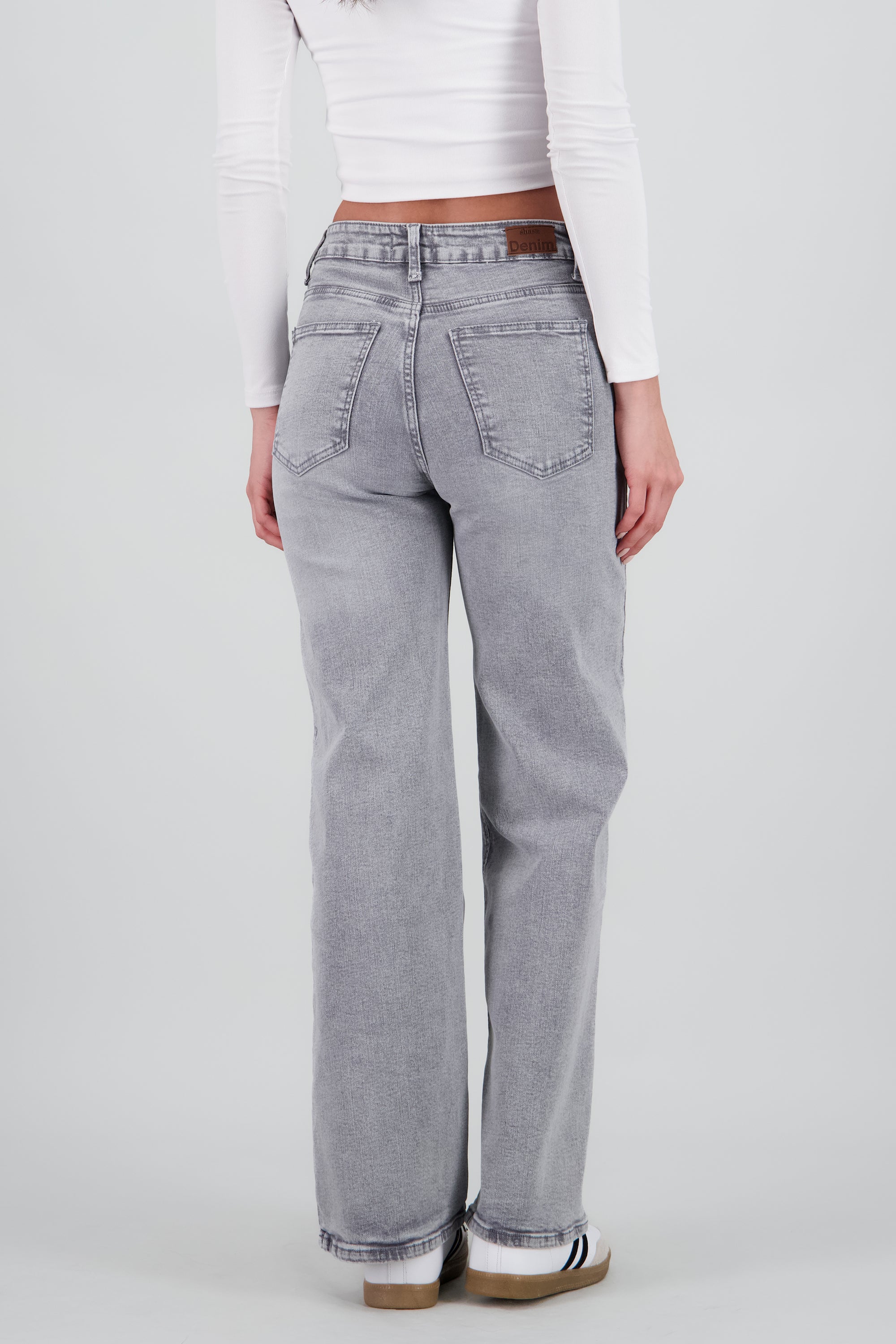 LIGHT GRAY