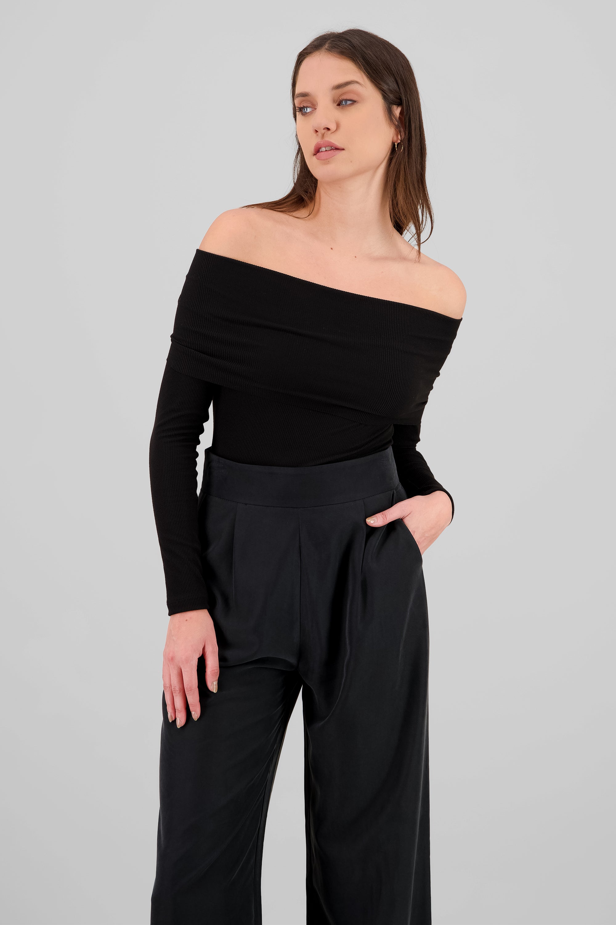 Bodysuit off shoulder manga larga rib NEGRO