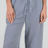 Pantalon amplio detalle resorte rayas