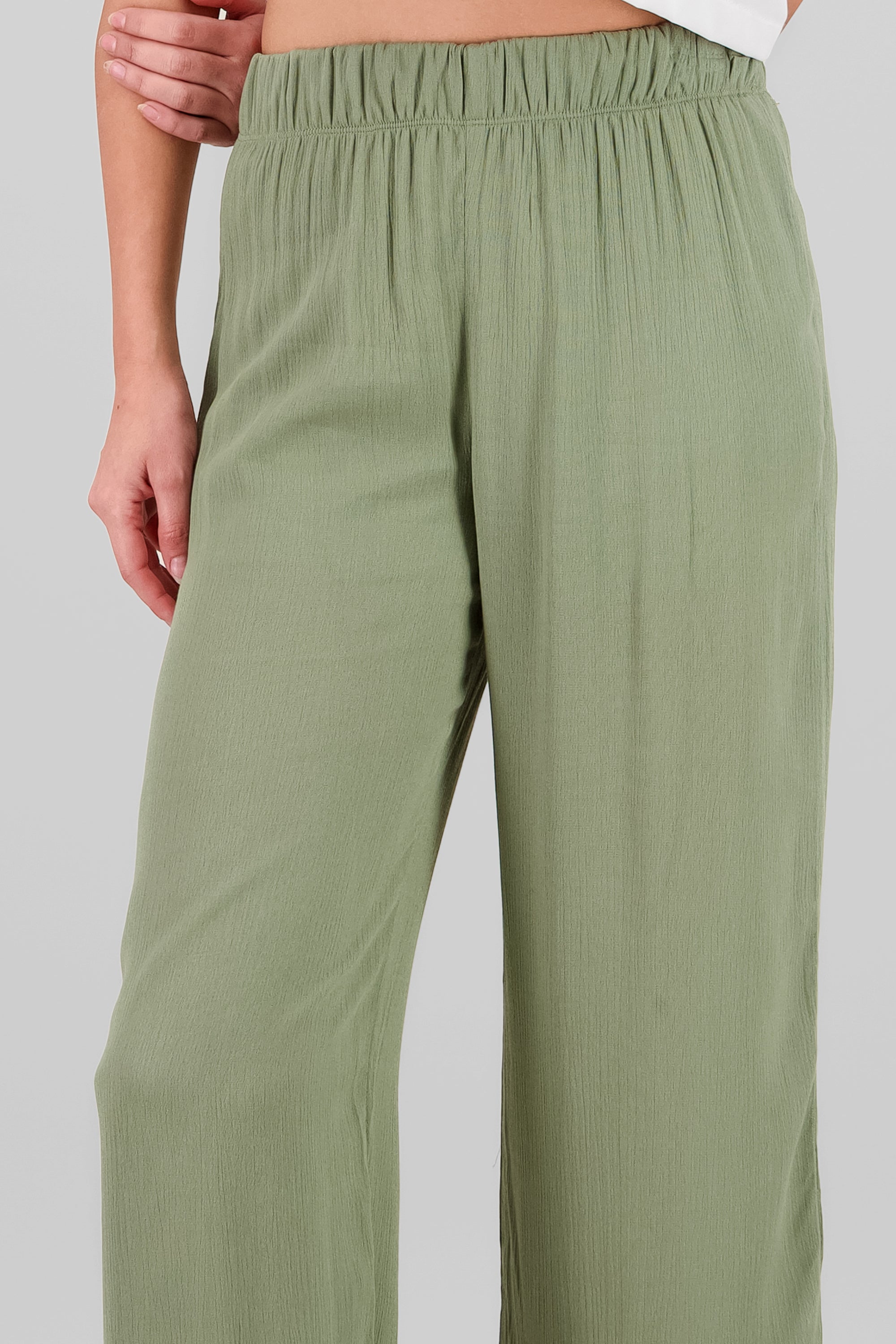 LIGHT GREEN