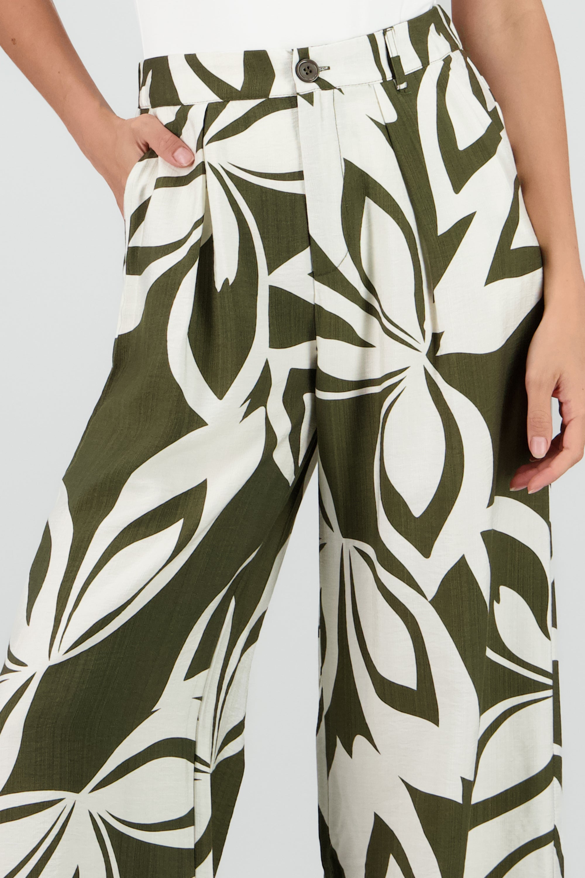 Pantalon estampado VERDE COMBO