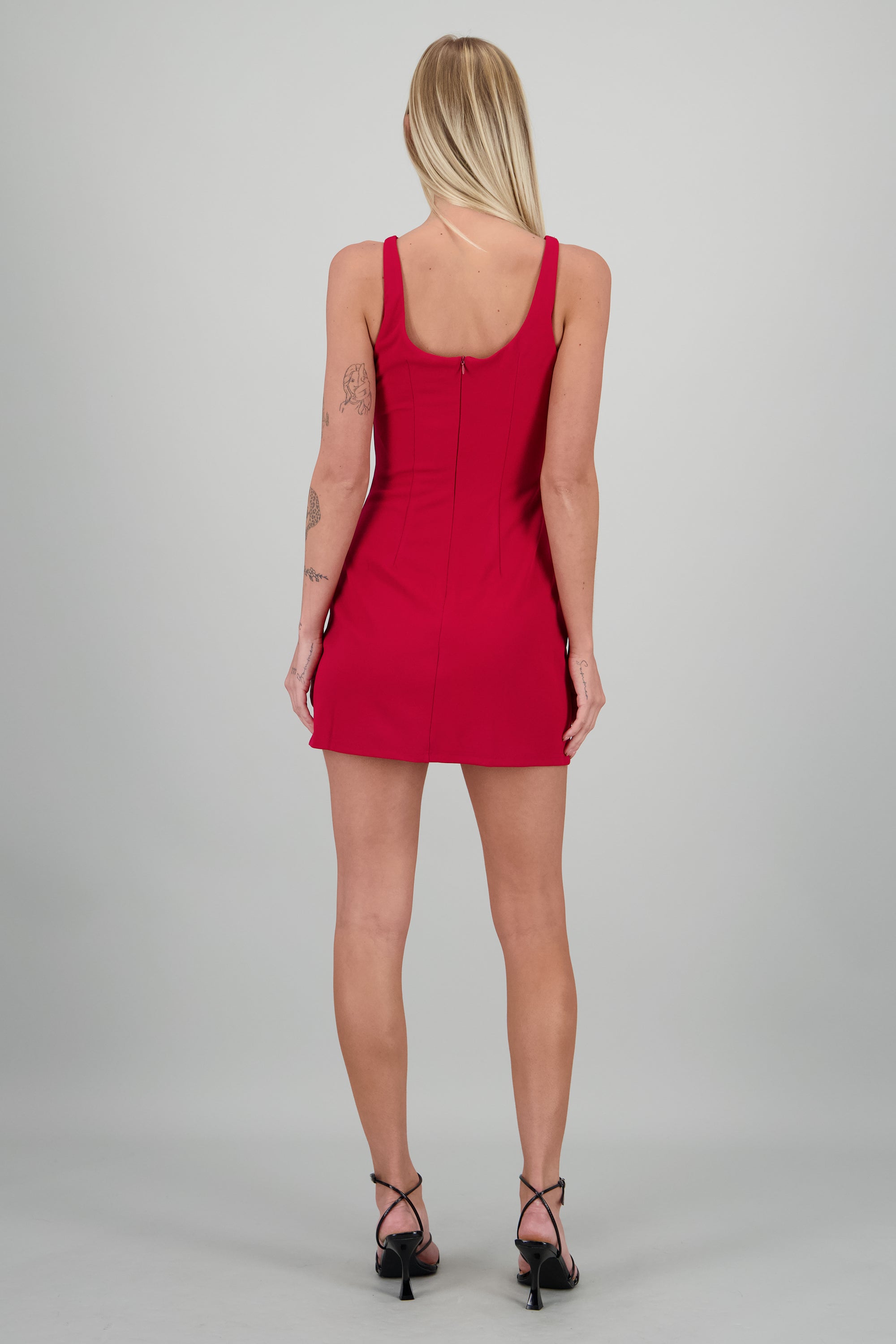Vestido liso halter ROJO QUEMADO
