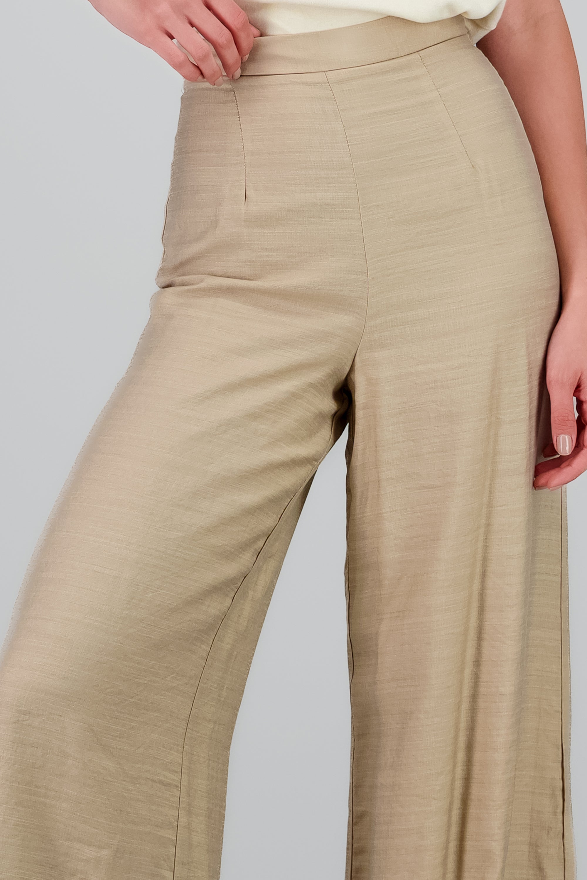 Pantalones con pinzas liso Hypsters KHAKI