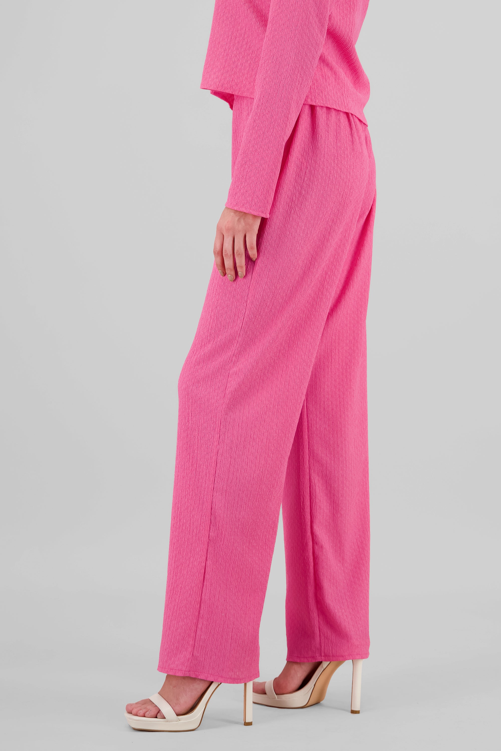 Pantalon con resorte textura ROSA