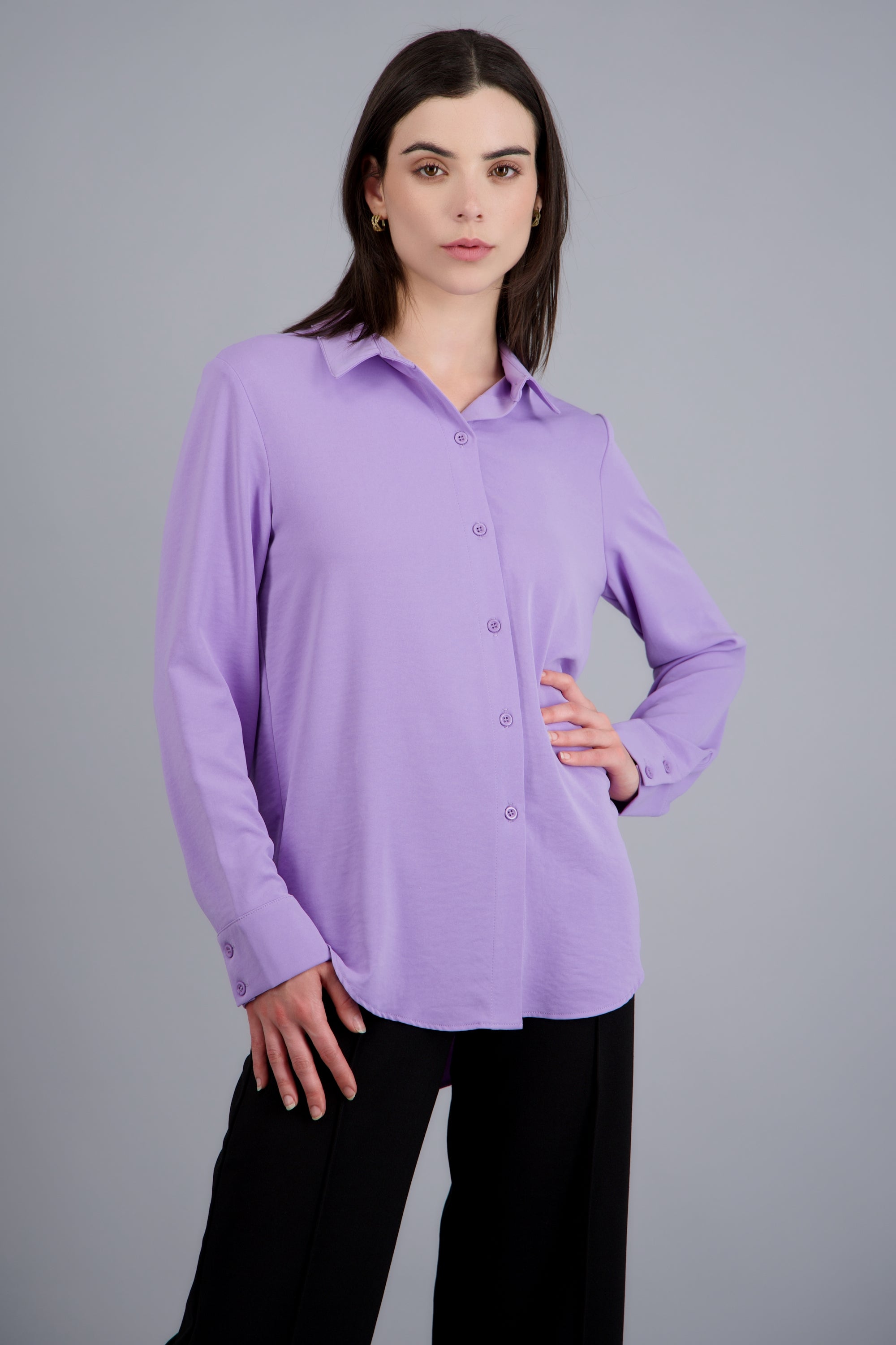 Camisa lisa manga larga botones LILA