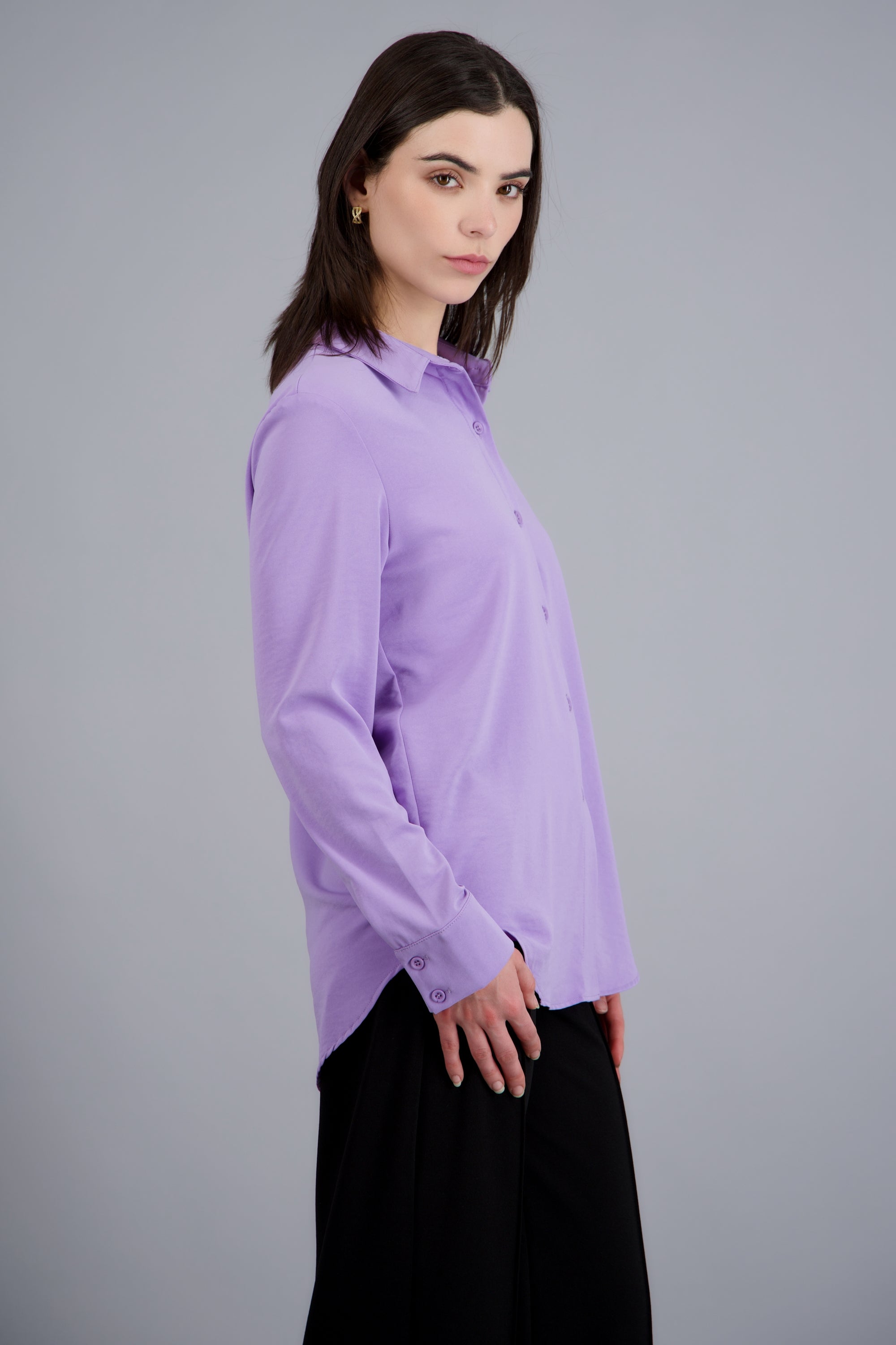 Camisa lisa manga larga botones LILA