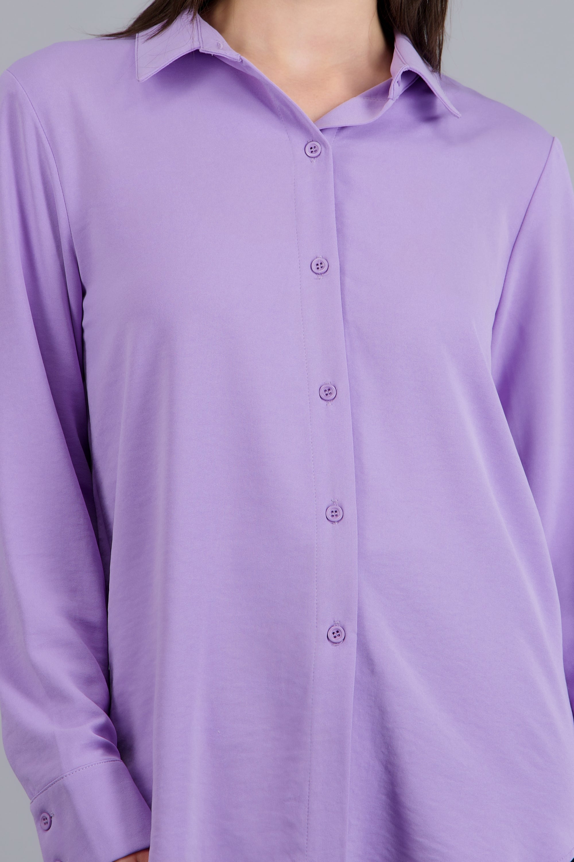 Camisa lisa manga larga botones LILA