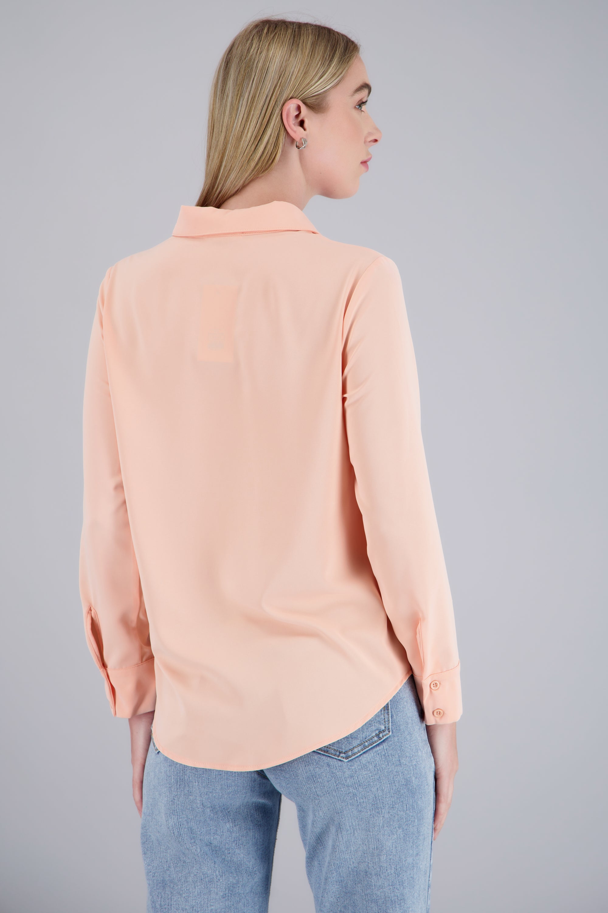 Camisa lisa manga larga botones DURAZNO