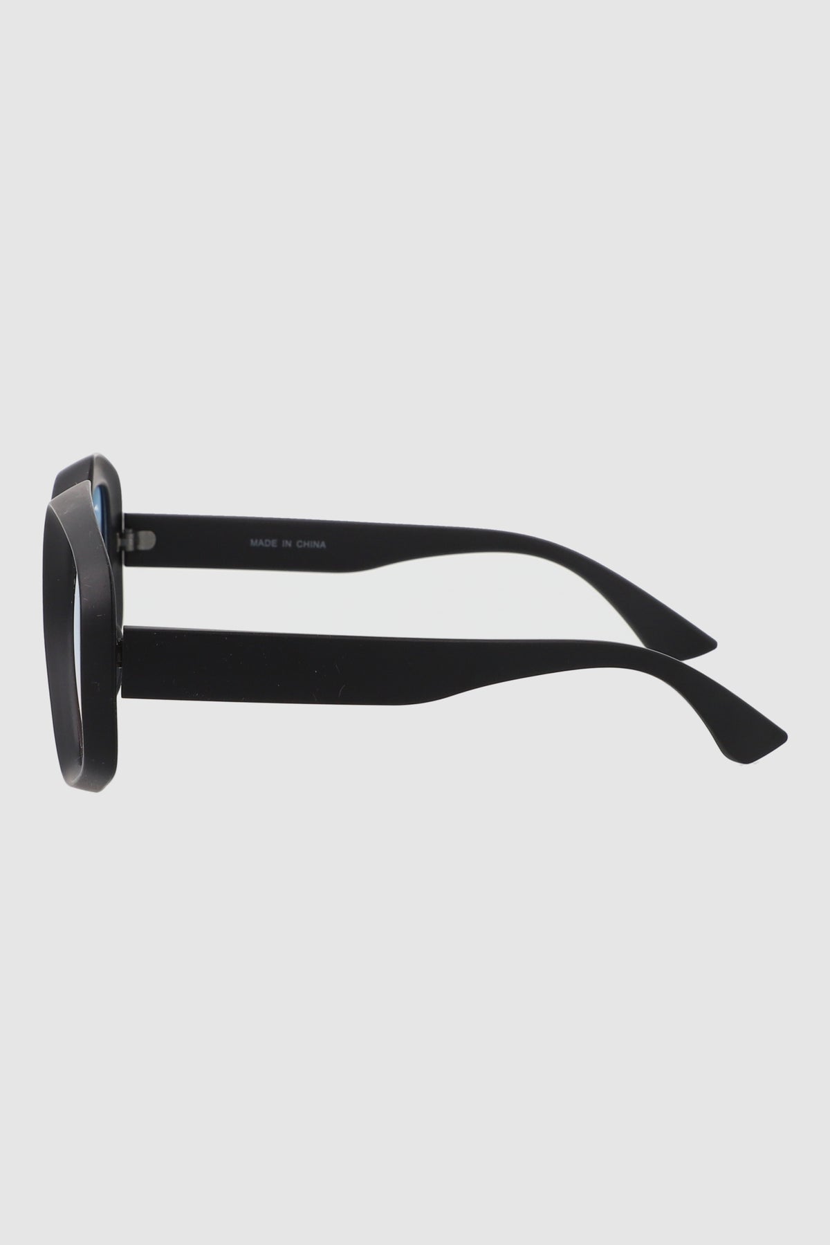 BLACK COMBO