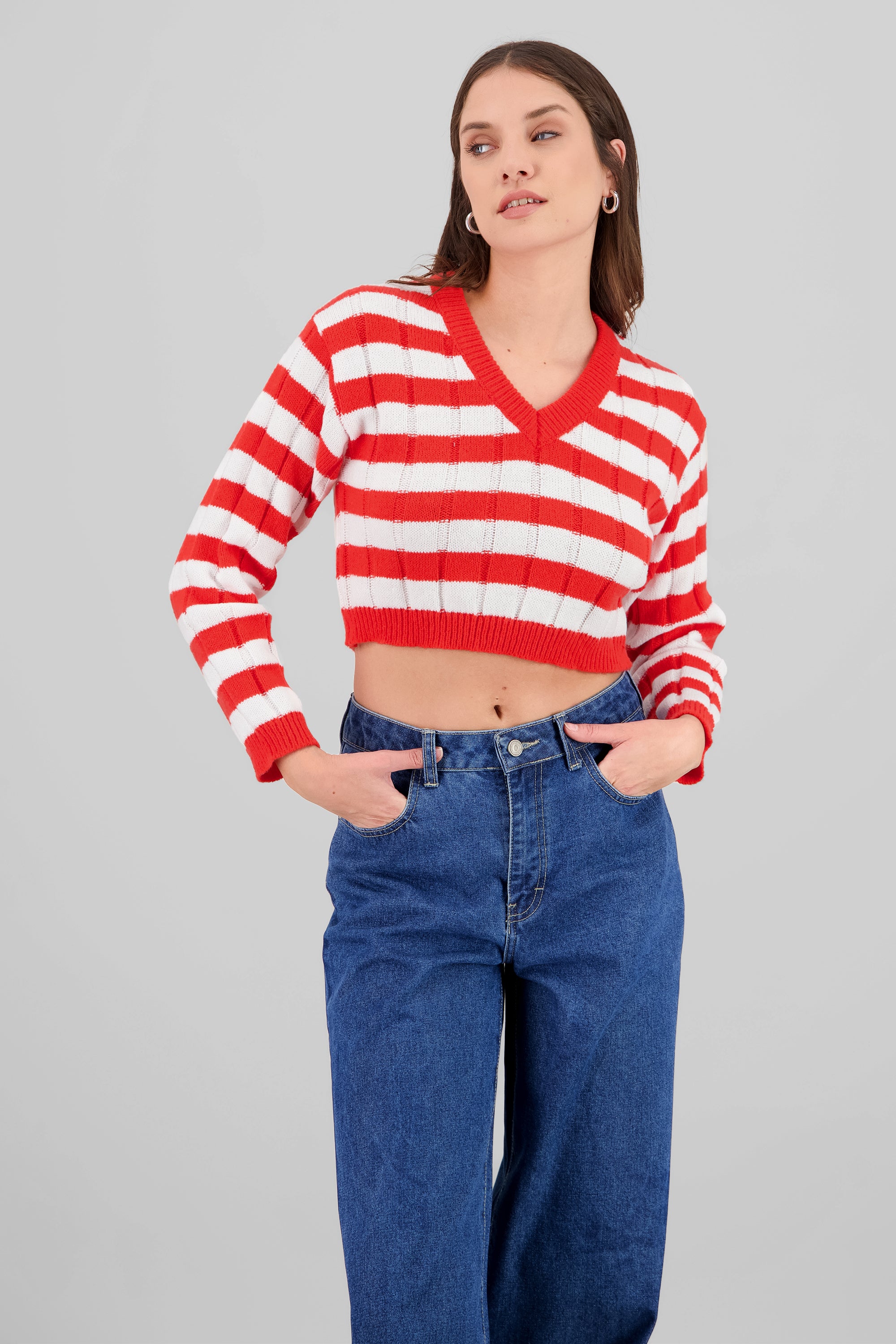 Sueter con rayas cuello en V ROJO COMBO
