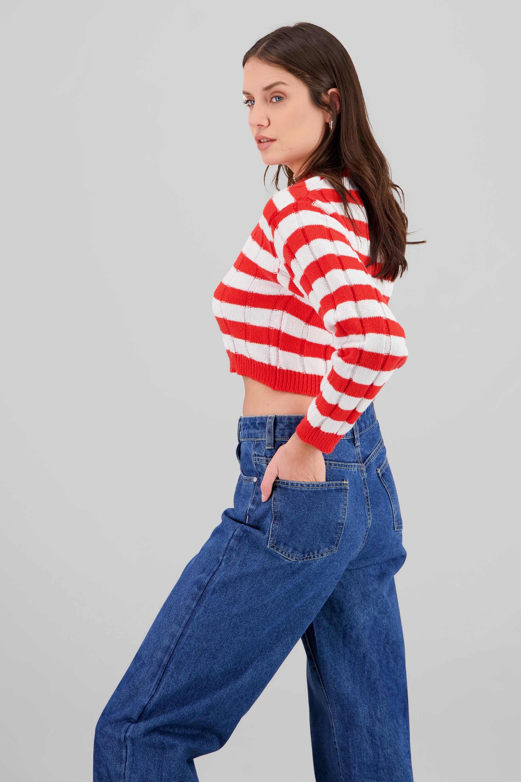 Sueter con rayas cuello en V ROJO COMBO