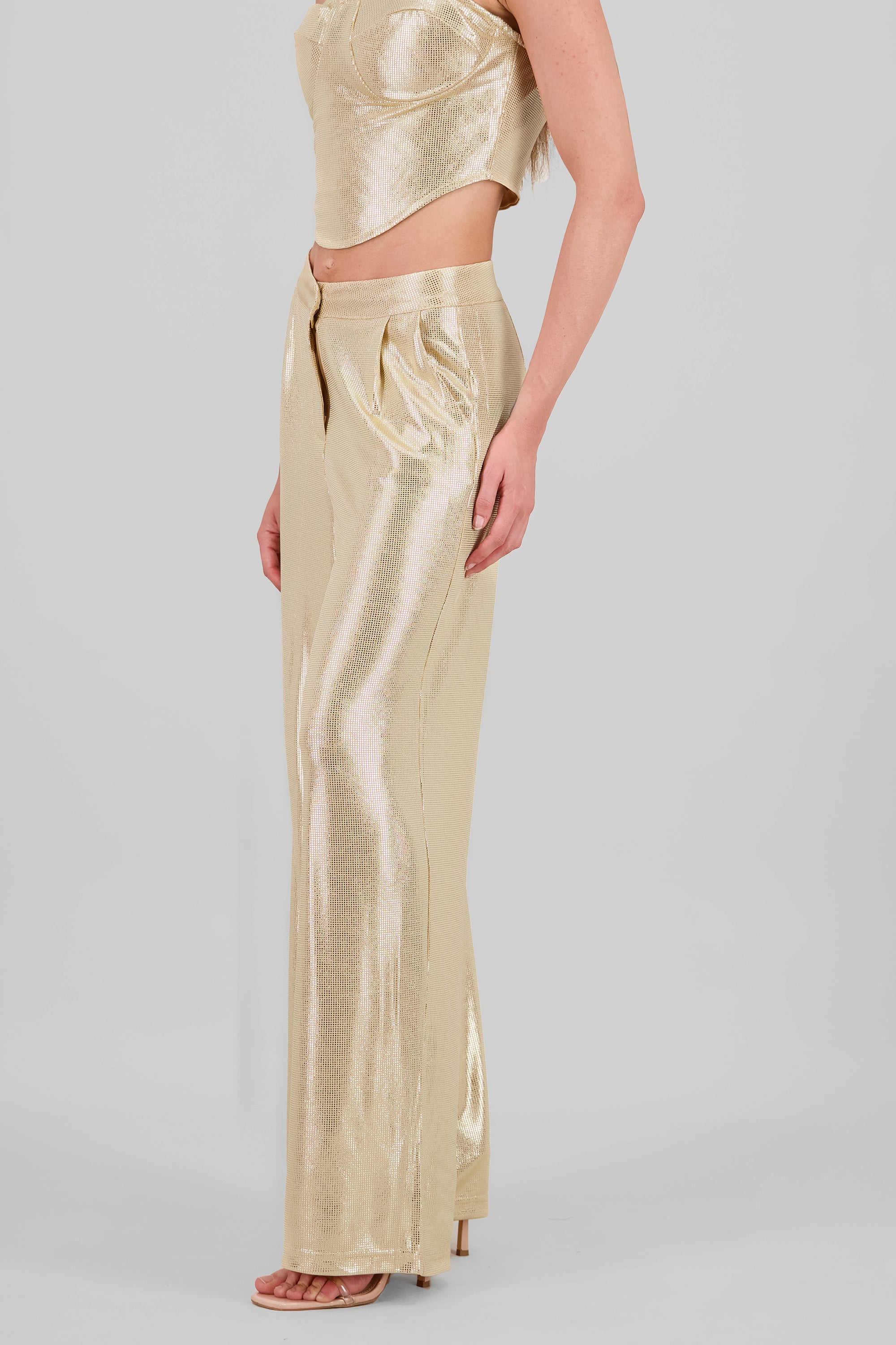 Pantalon wide leg fluido brillos ORO