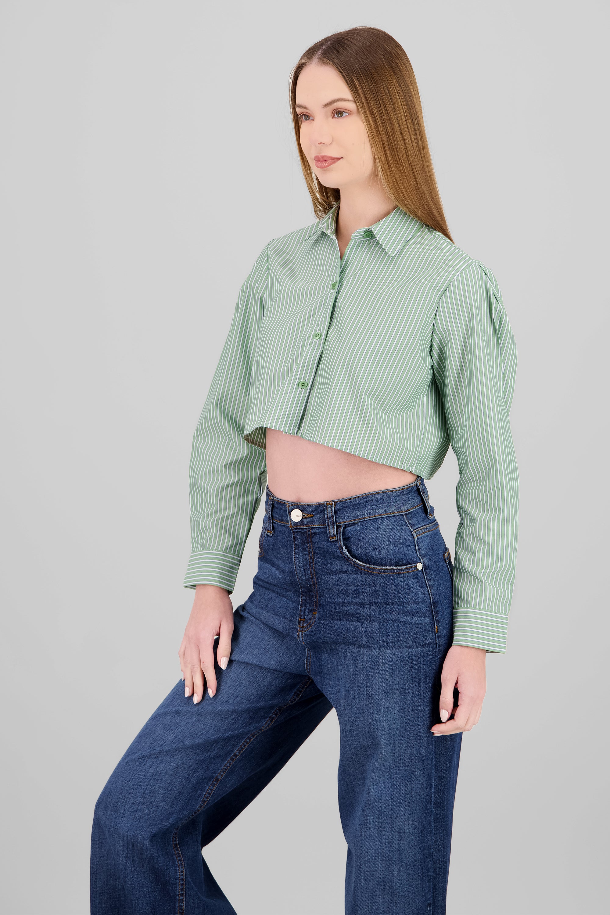 Camisa crop detalle botones manga larga VERDE COMBO