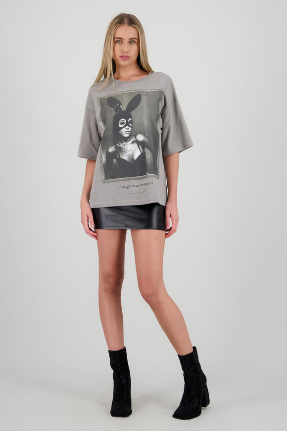 Playera Ariana Grande Dangerous woman