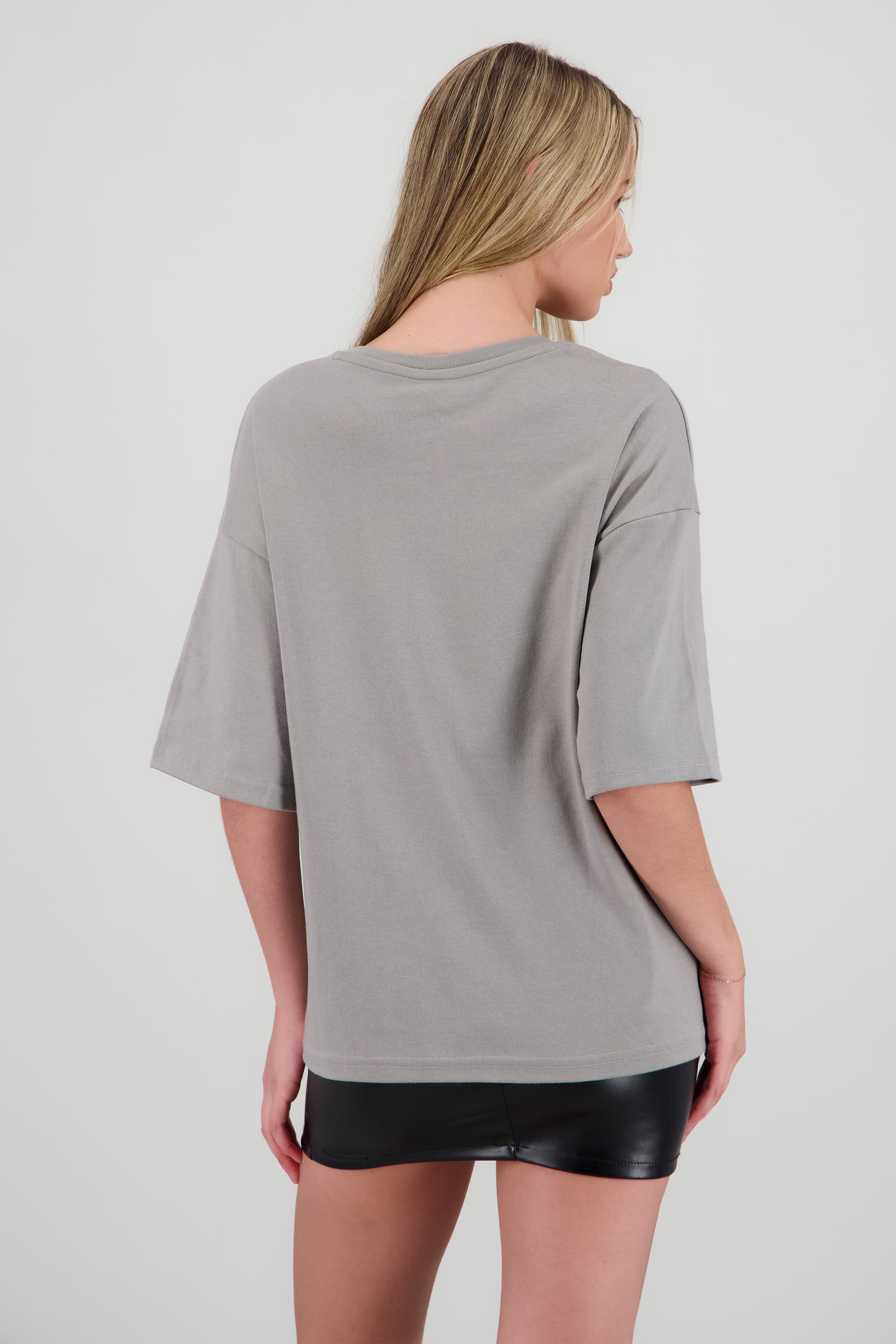 Playera Ariana Grande Dangerous woman GRIS