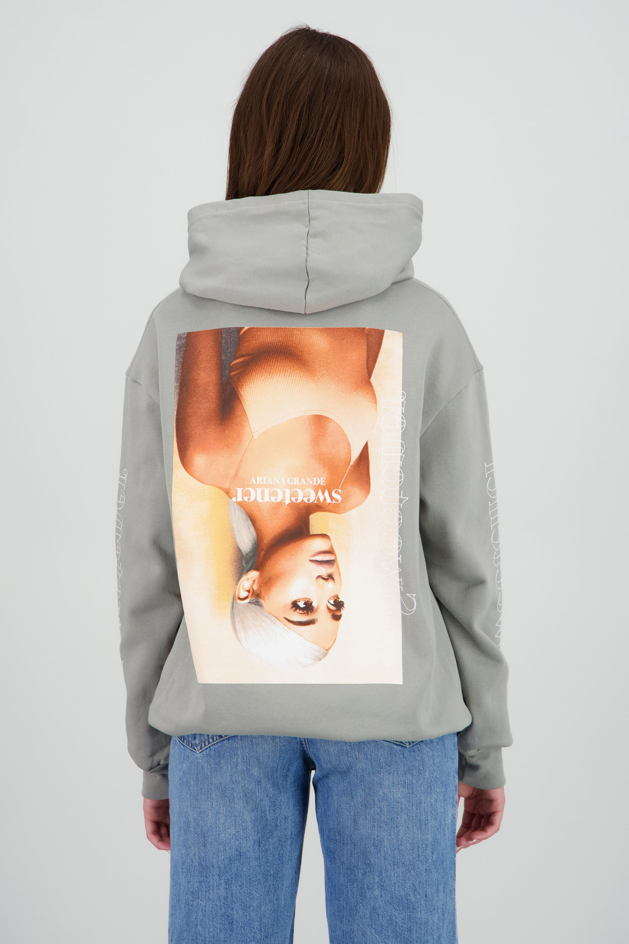 Sudadera Ariana Grande estampado frente espalda GRIS