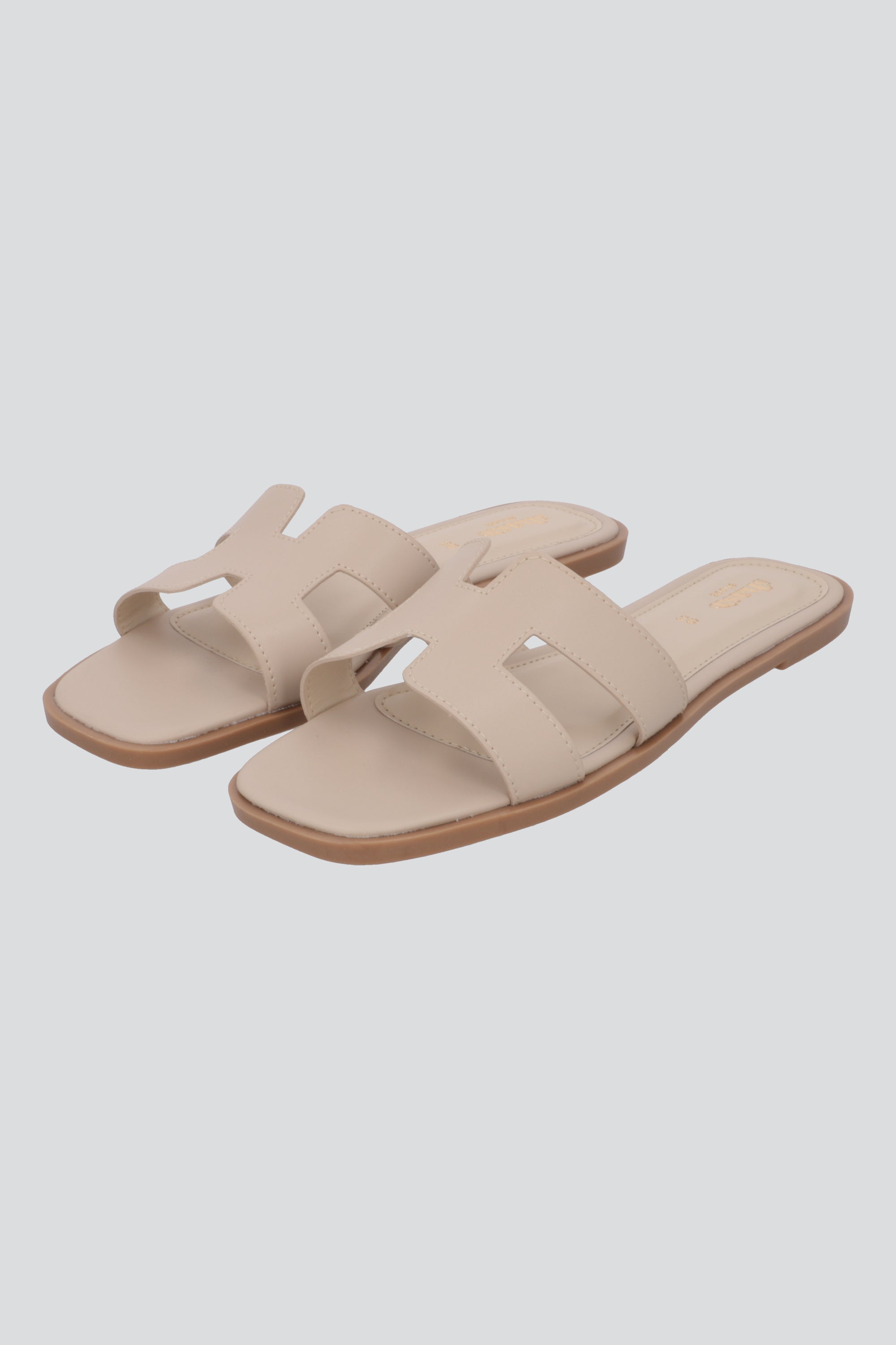 Sandalia greca h