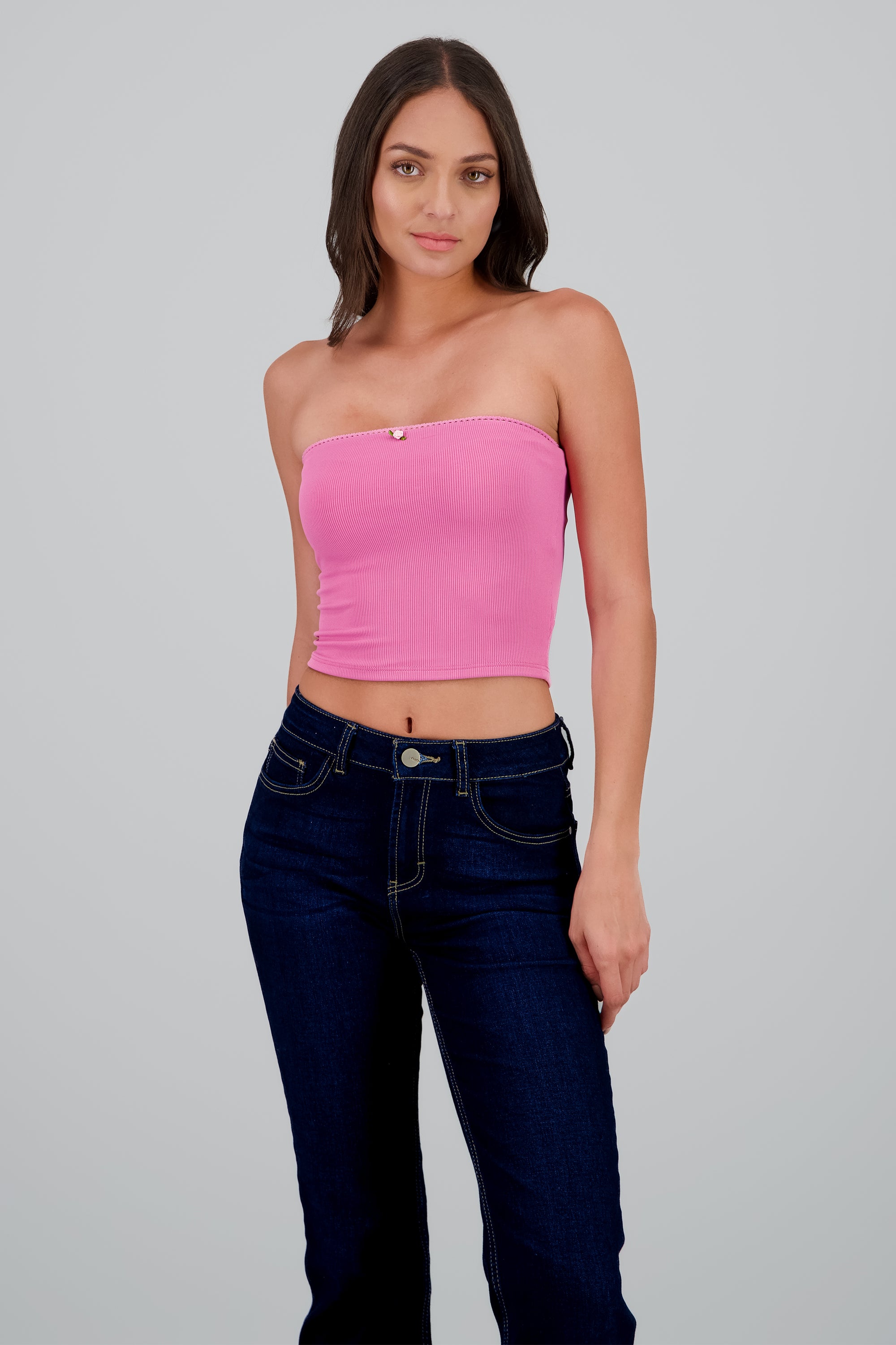 Top rib strapless detalle rosa ROSA