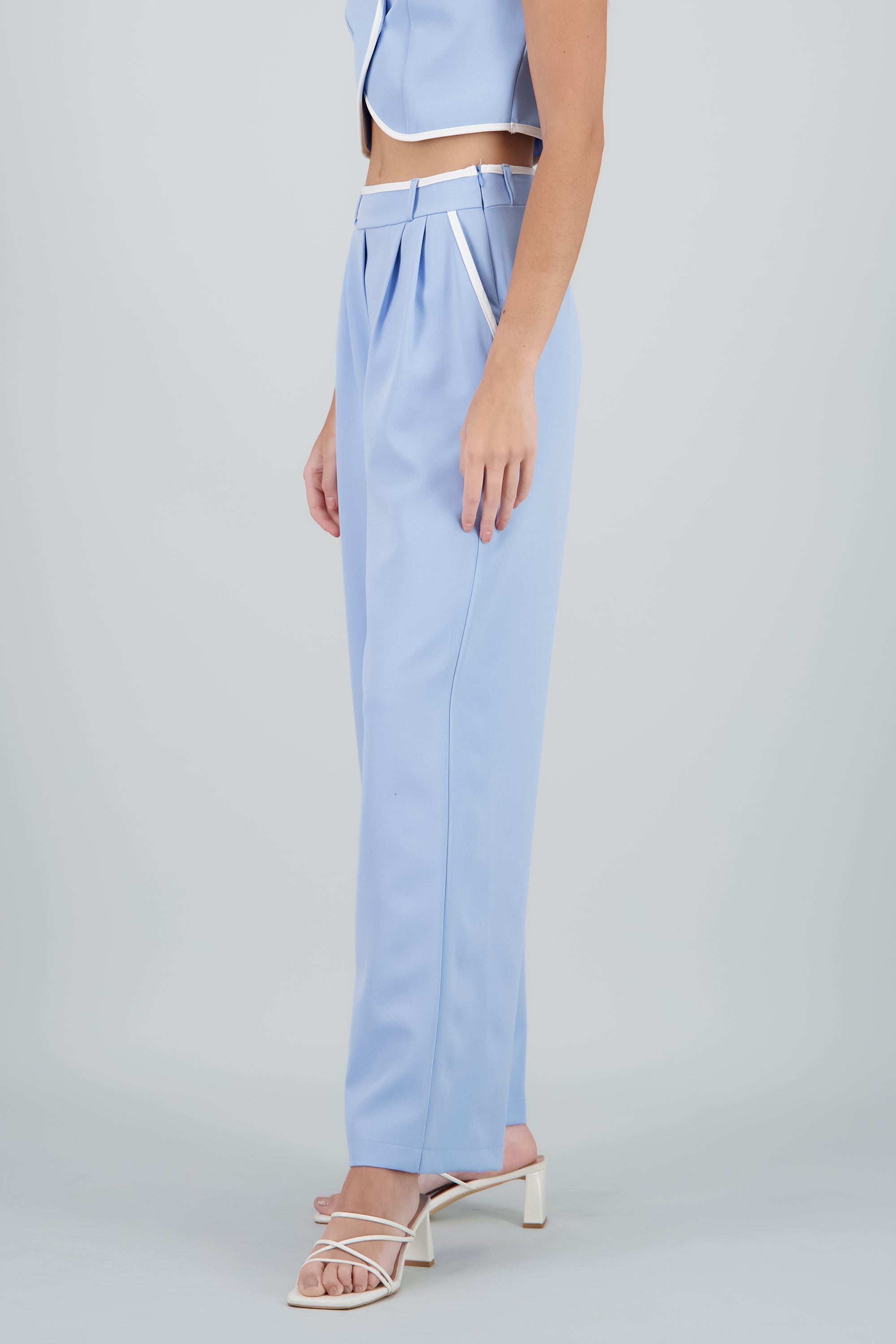 Pantalon sastre con pinza detalle contraste Hyp AZUL PASTEL