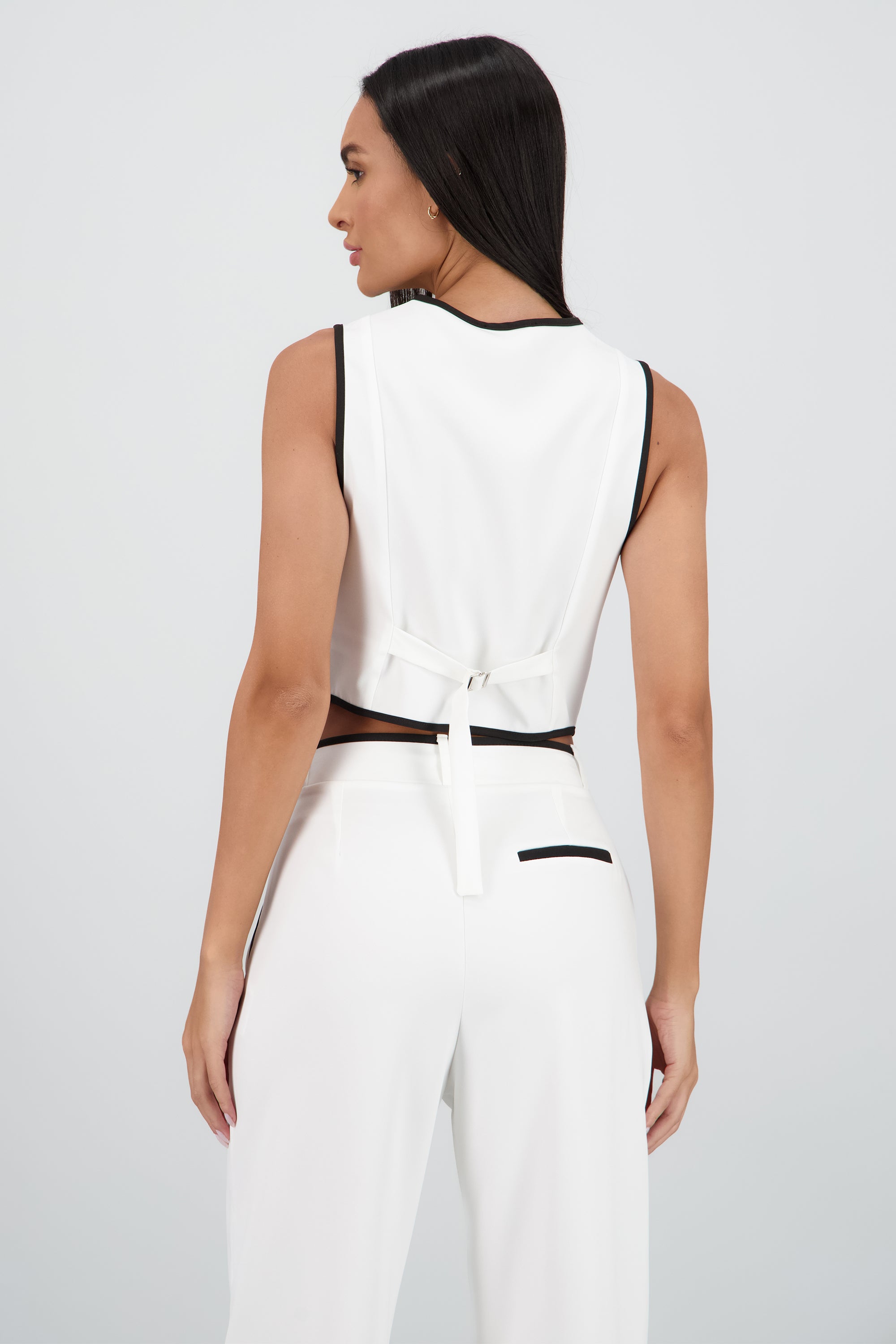 WHITE COMBO