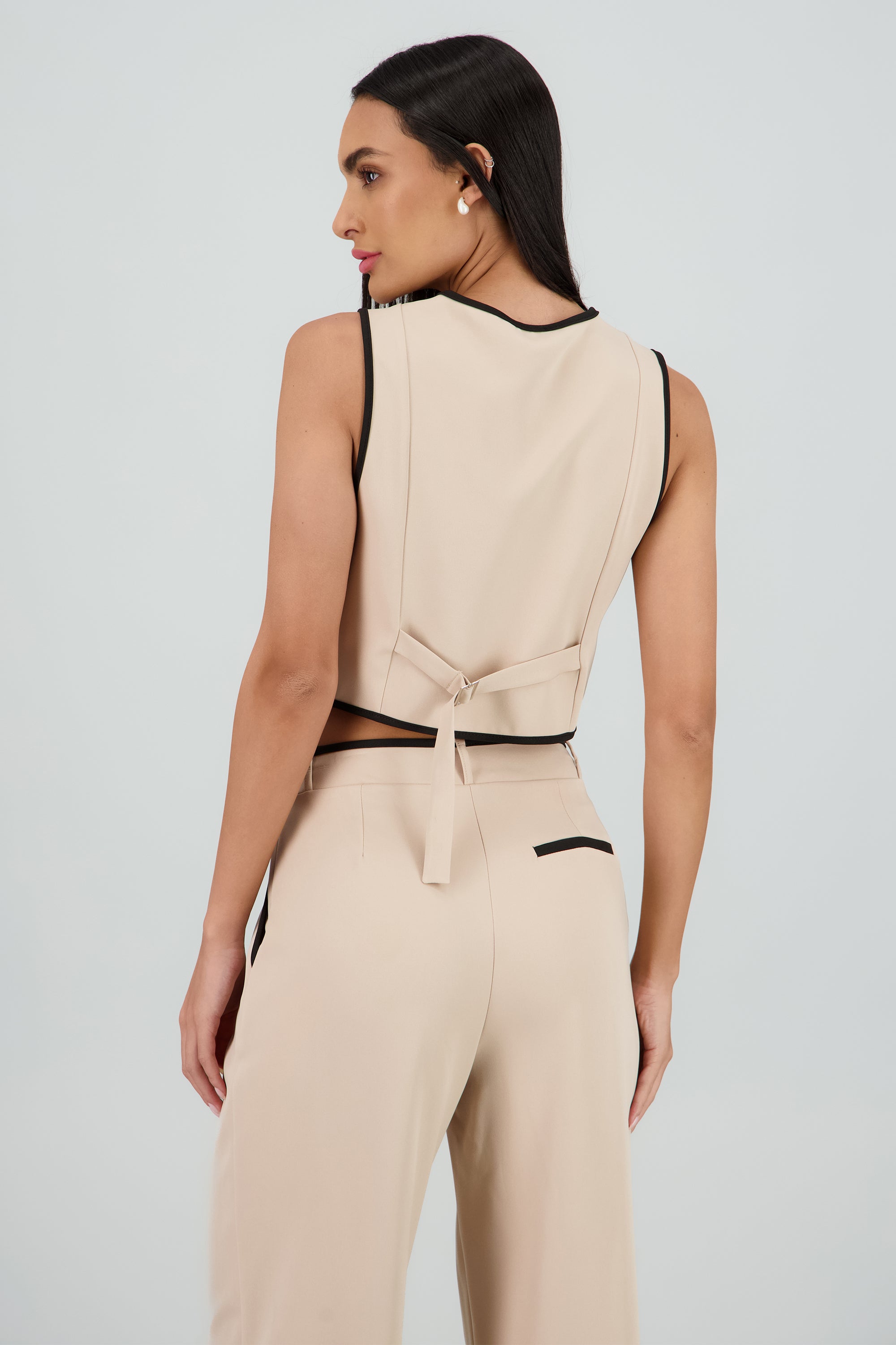 Chaleco detalle contraste cruzado 2 botones Hyp KHAKI COMBO