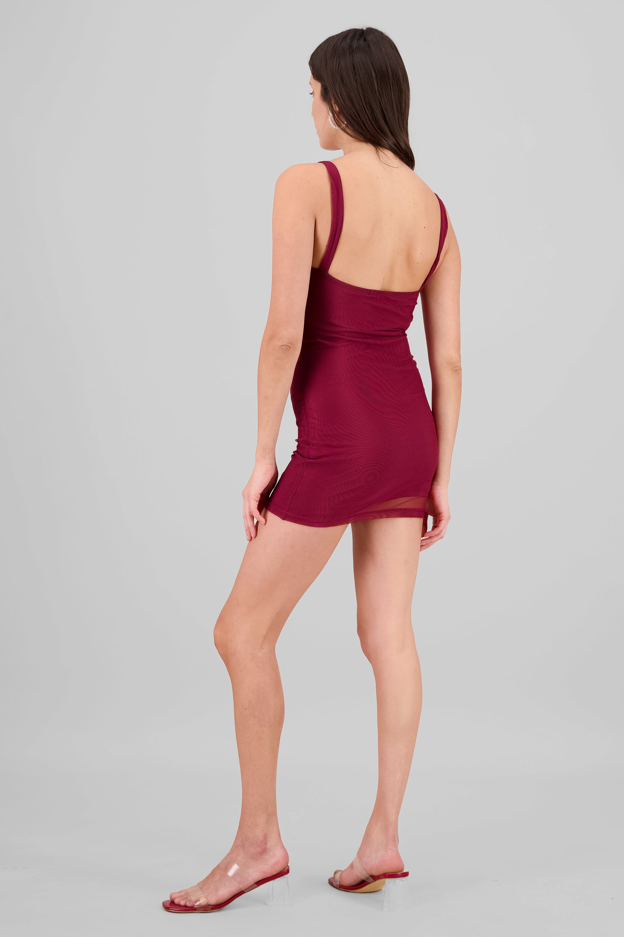 Vestido mini tirantes escote corazon mesh VINO