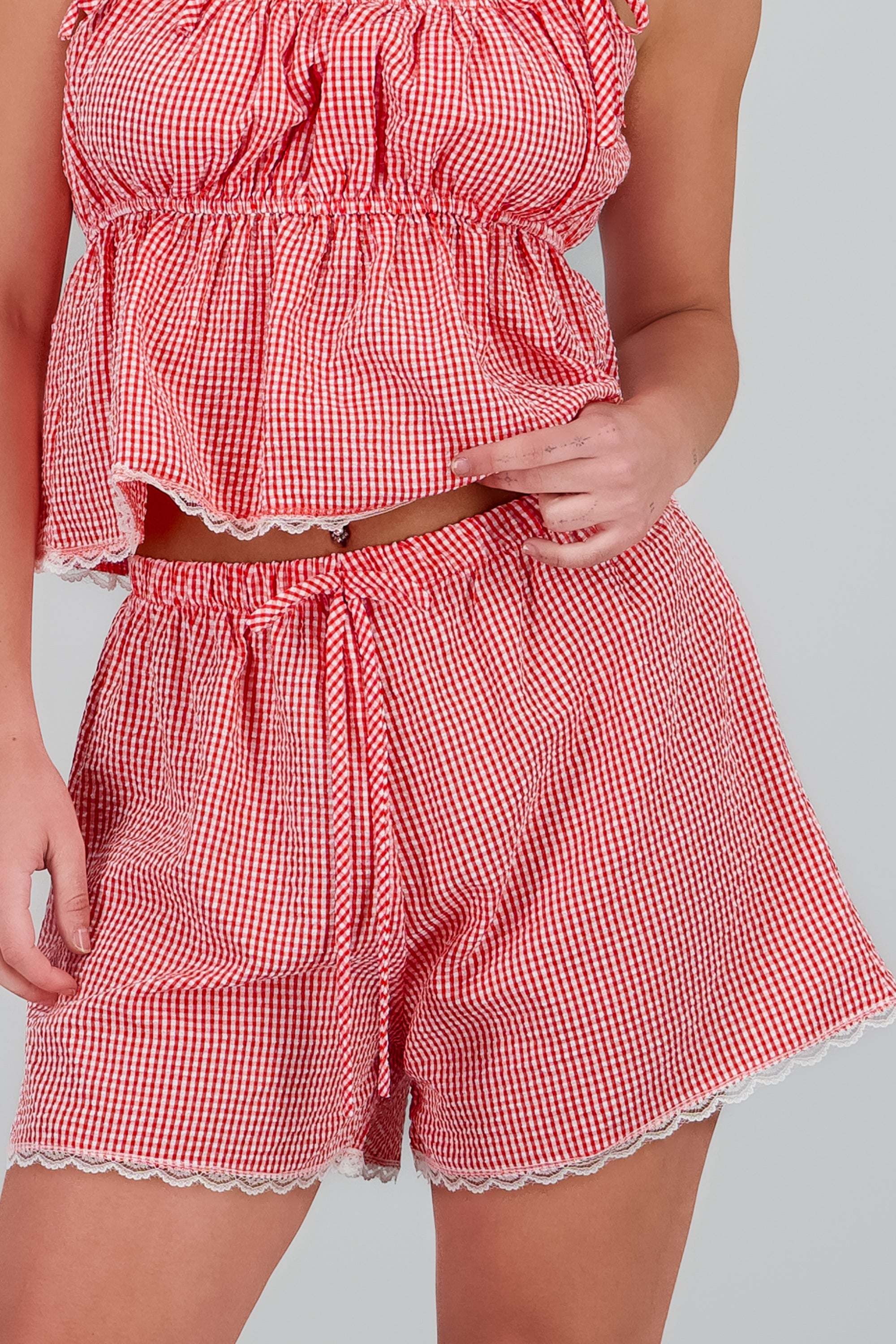 Short cuadros detalle encaje ROJO COMBO