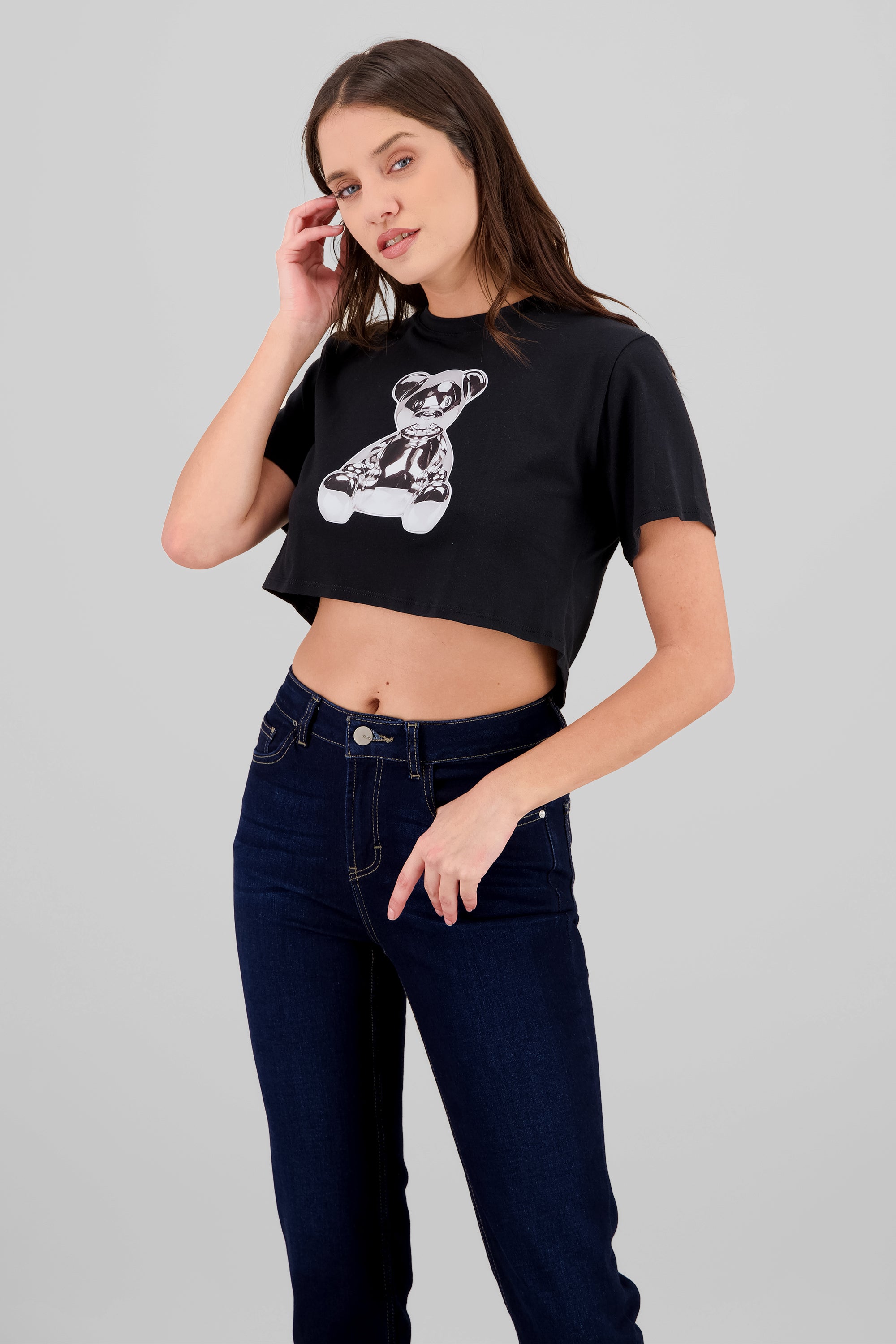 Playera corta oso metalico NEGRO