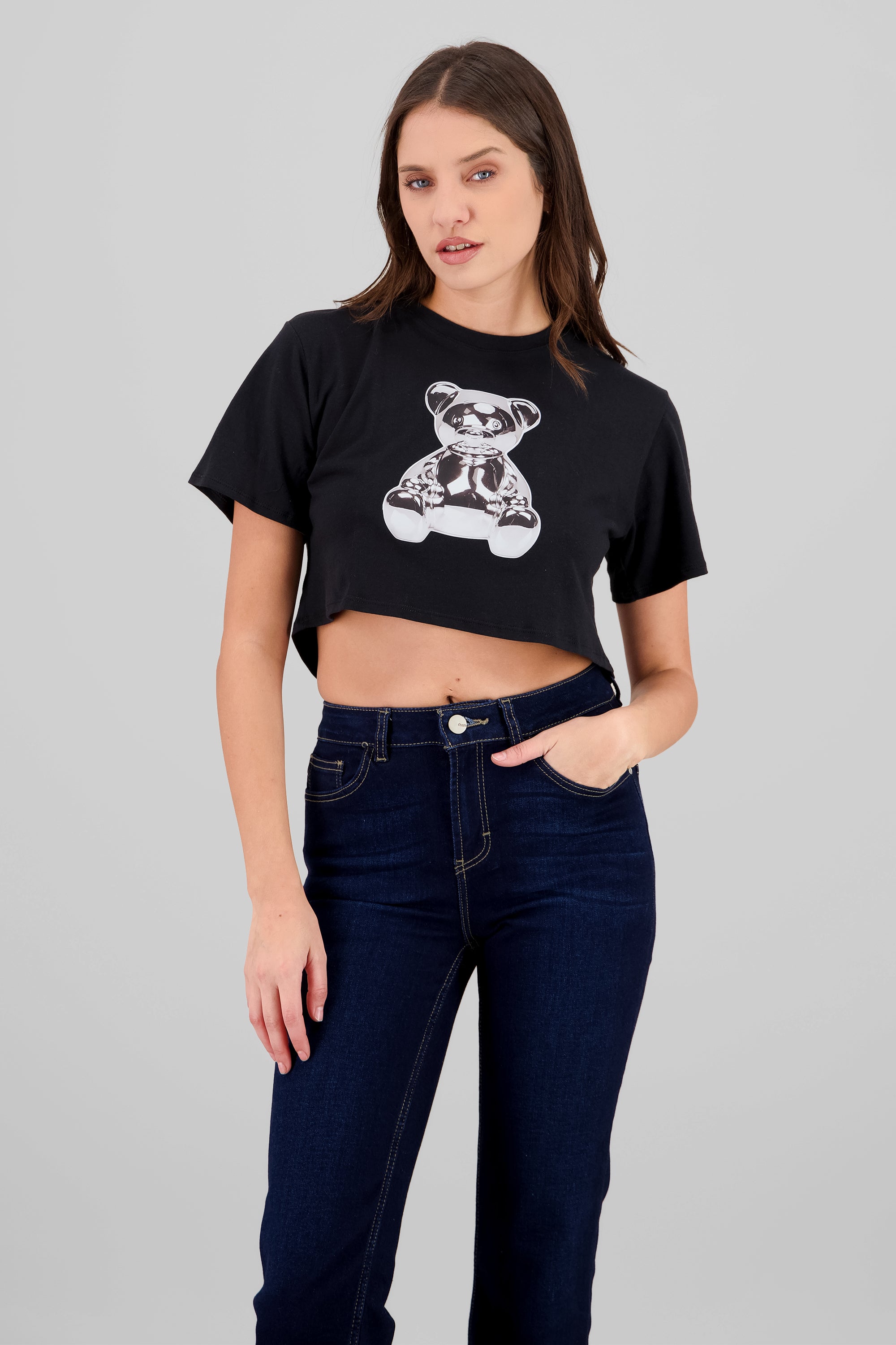 Playera corta oso metalico NEGRO