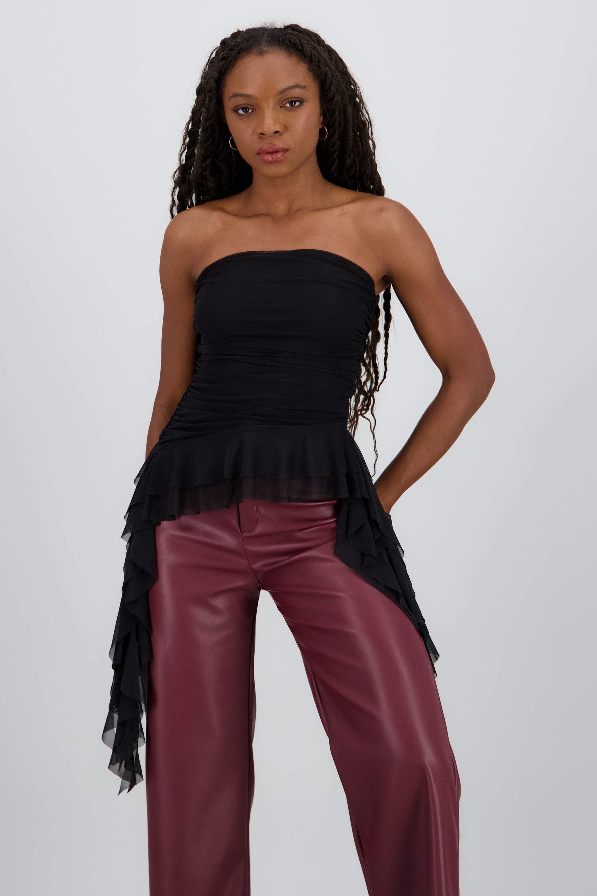 Top strapless drapeado con tiras NEGRO