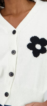 BLACK/WHITE