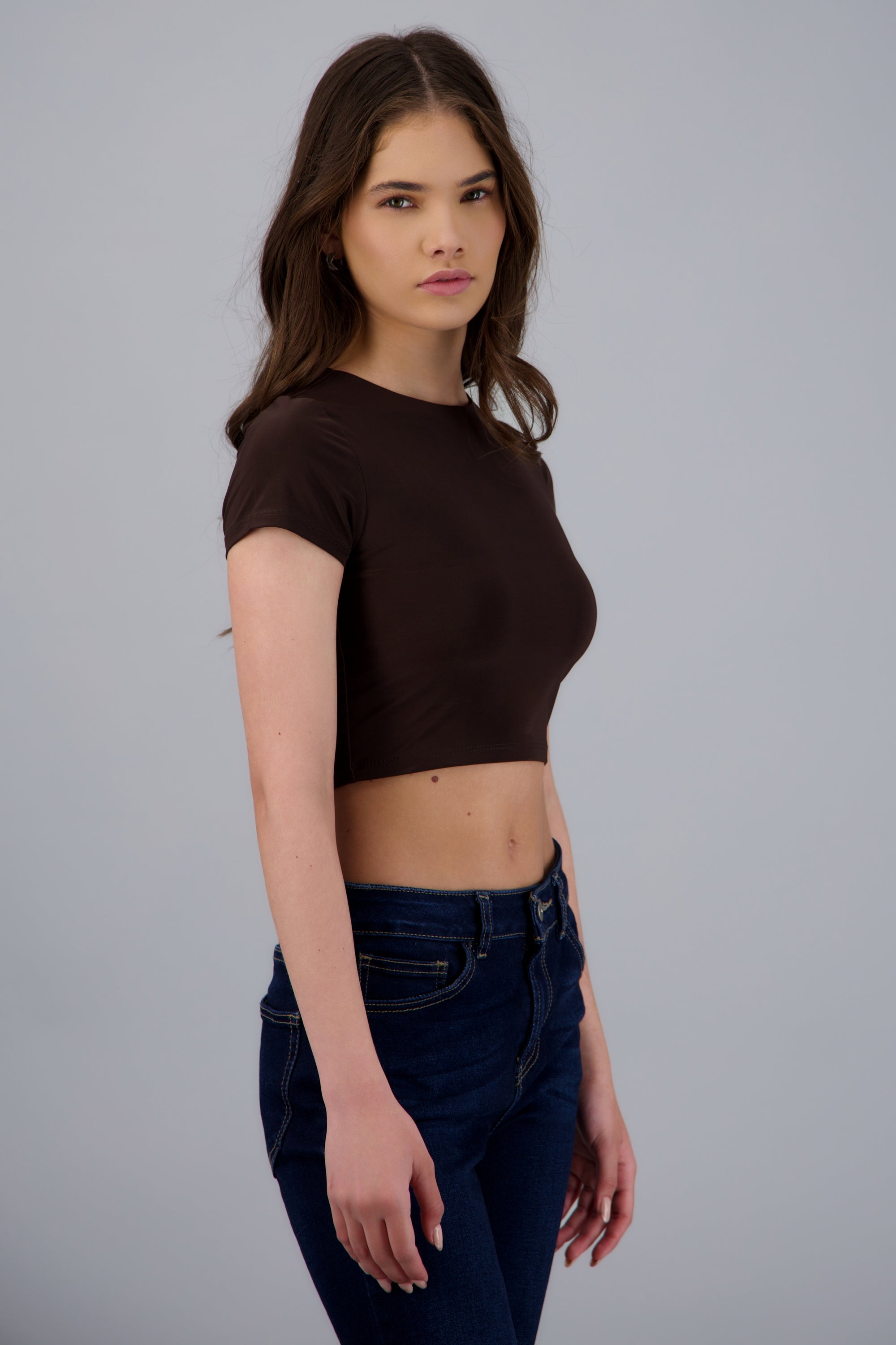 Top crop doble tela manga corta CAFE OBSCURO